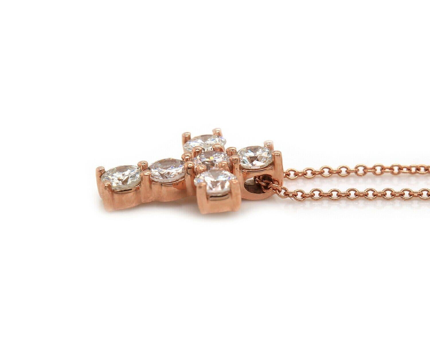 Women's 0.98ctw Diamond Cross Pendant Necklace 14K Rose Gold For Sale