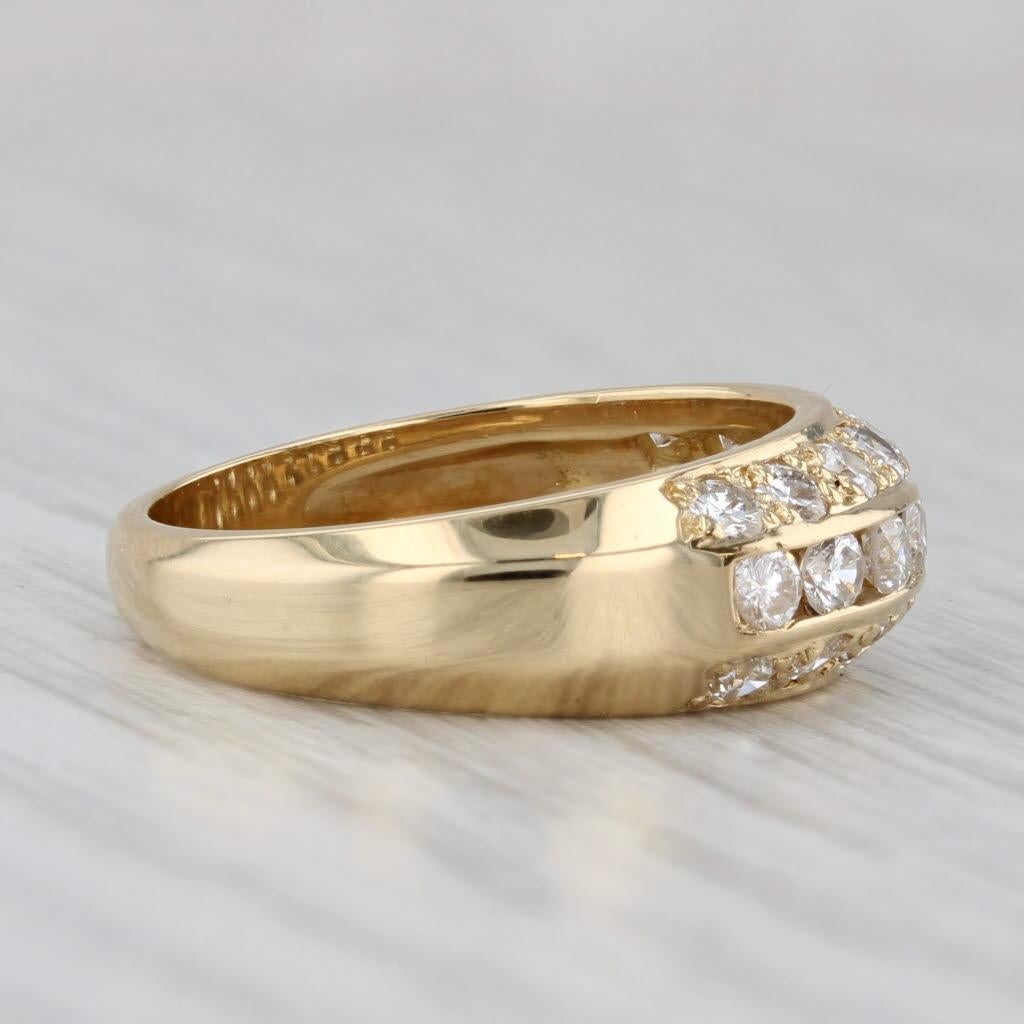 Informazioni sulla gemma:
- Diamanti naturali -
Carati totali - 0,98ctw
Taglio - Brillante rotondo
Colore - E - G
Chiarezza - VS2 - SI1

Metallo: oro giallo 18k 
Peso: 5,3 grammi 
Timbri: 18k
Altezza della faccia: 6.8 mm 
Altezza sopra il dito: 3.1
