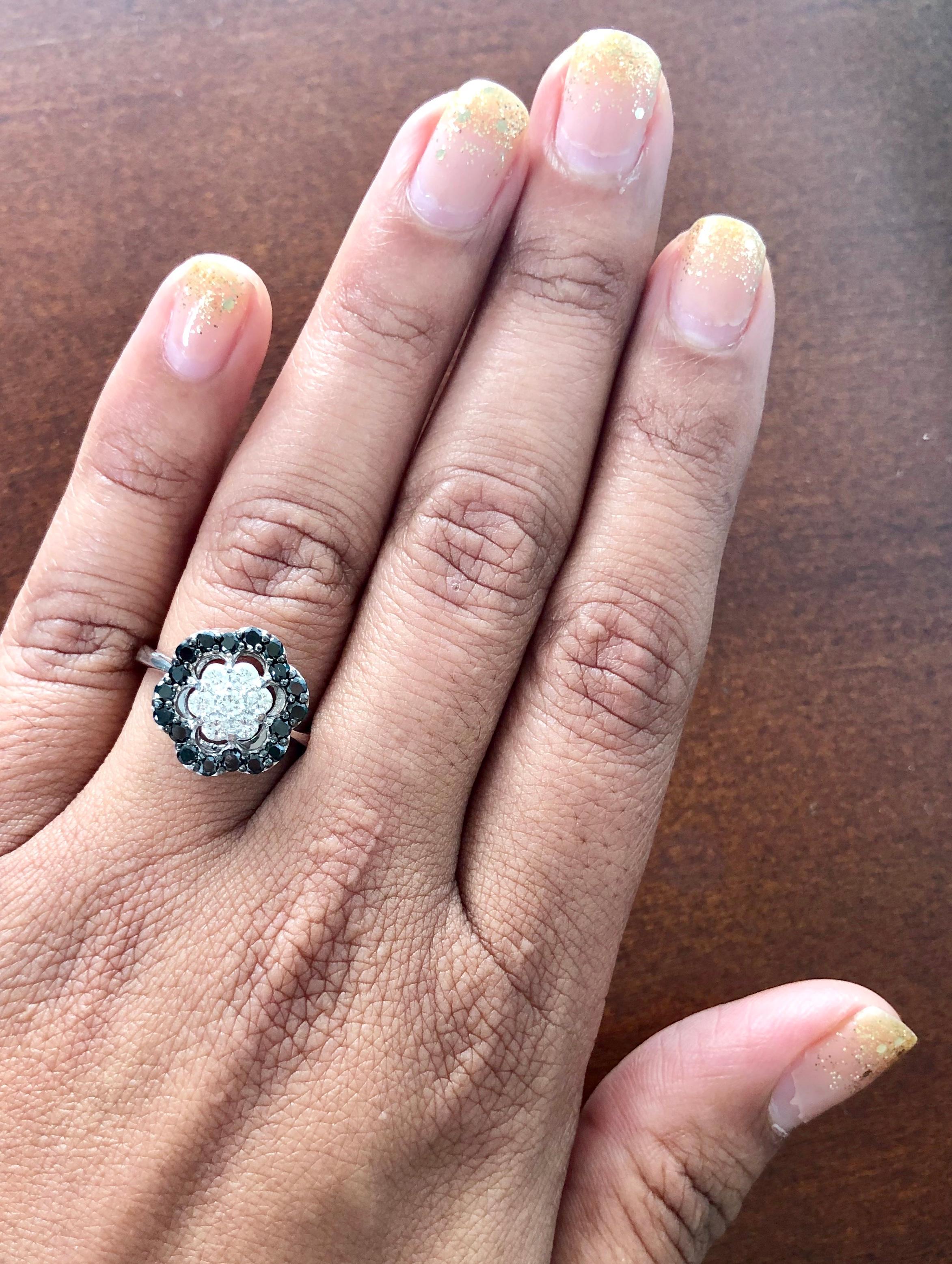 Bague en or blanc avec diamant noir de 0,99 carat Neuf - En vente à Los Angeles, CA
