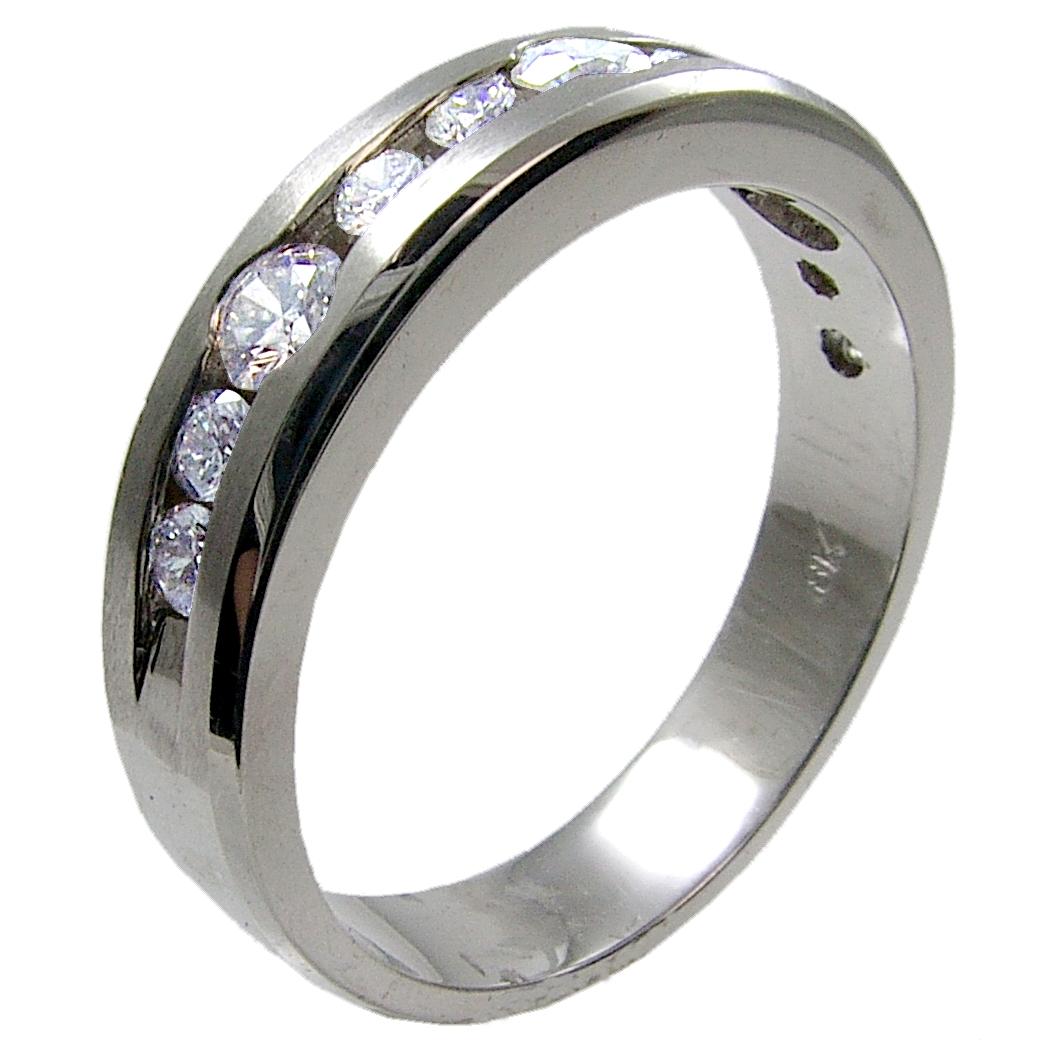Round Cut 0.99 Carat Channel Set Diamond 18 Karat Gents Ring For Sale