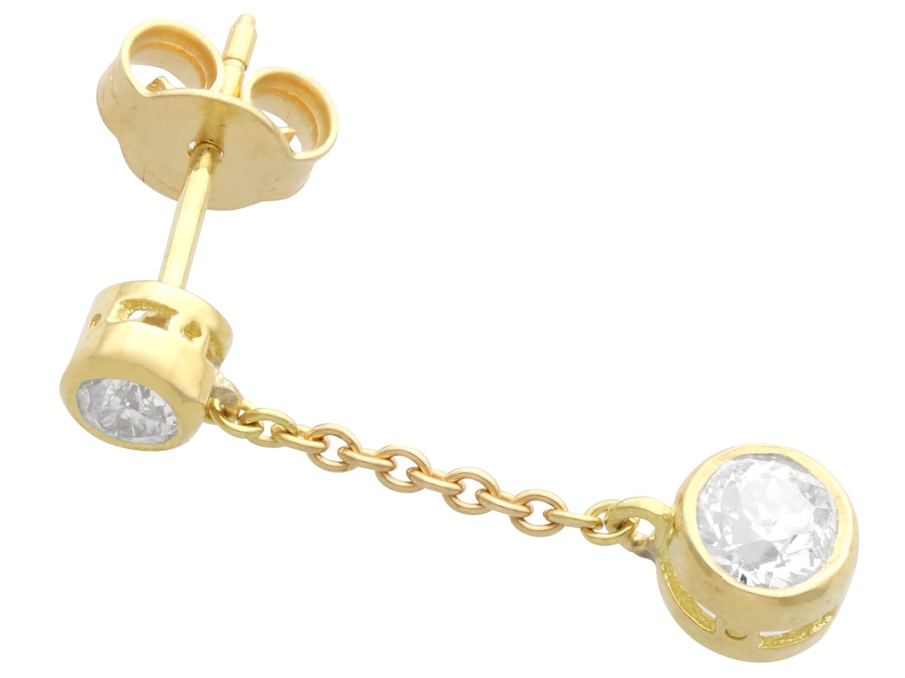 Old European Cut 0.99 Carat Diamond 18k Yellow Gold Drop Earrings For Sale
