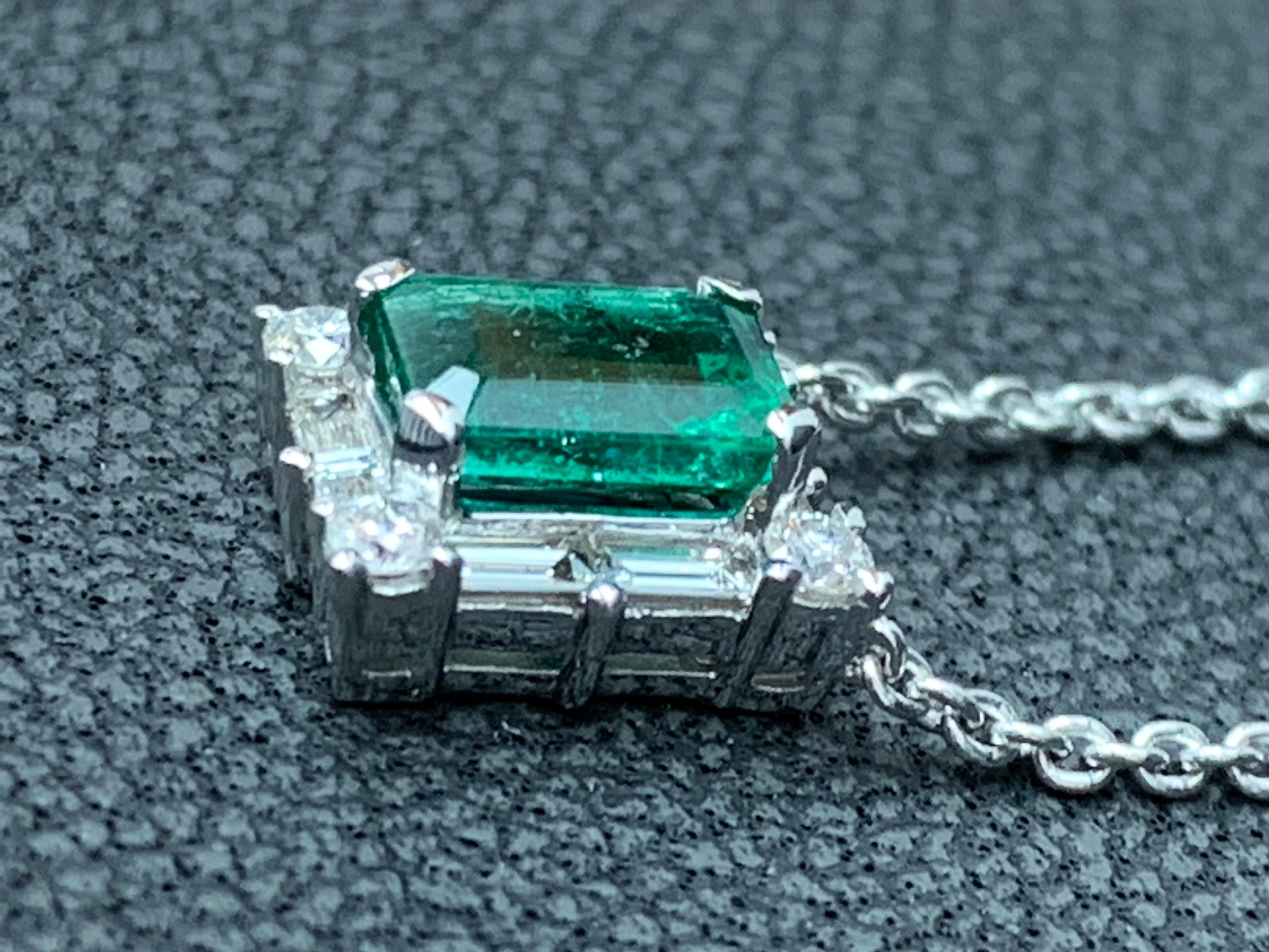 0.99 Carat Emerald Cut Emerald and Diamond Pendant Necklace in 18K White Gold For Sale 4