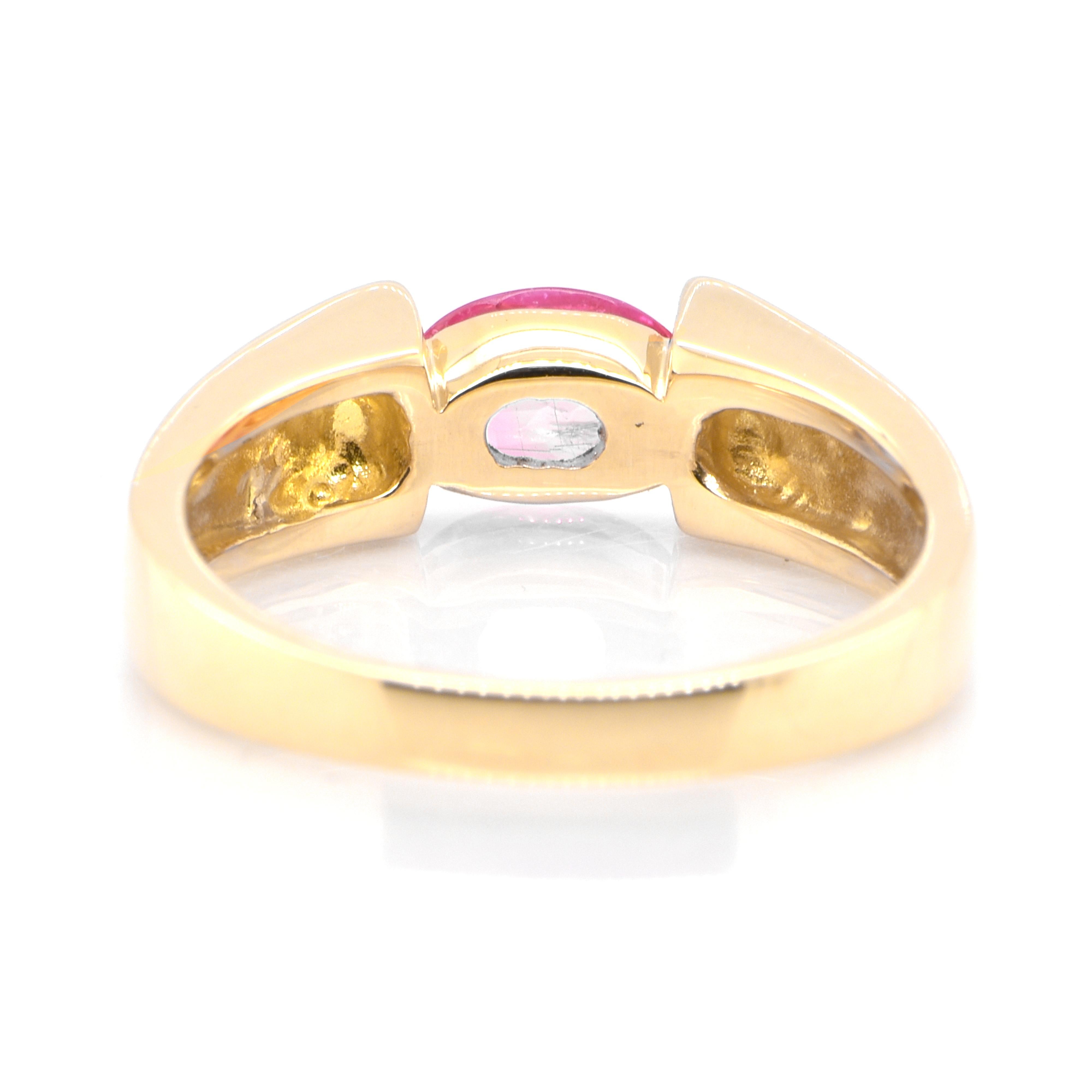 Oval Cut 0.99 Carat Natural Padparadscha Sapphire Signet Ring Set in 18 Karat Gold For Sale