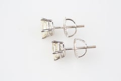 0.99 Carat Princess Cut Diamond Stud Earrings with Screwbacks in White Gold