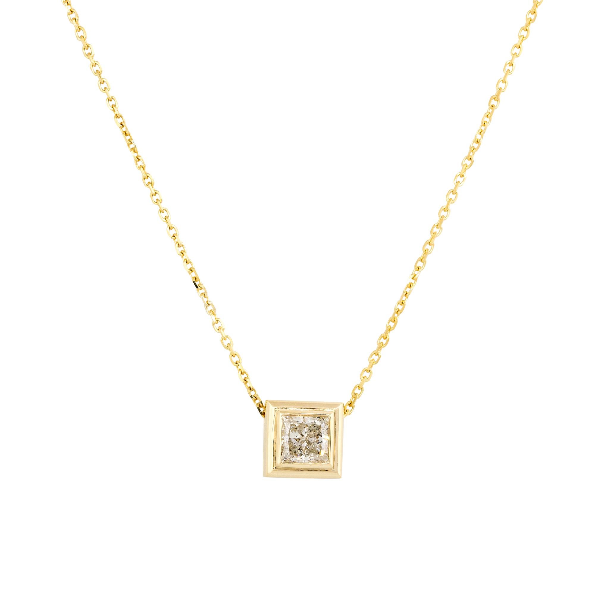 0.99 Carat Princess Cut Floating Diamond Necklace 14 Karat In Stock In Excellent Condition For Sale In Boca Raton, FL