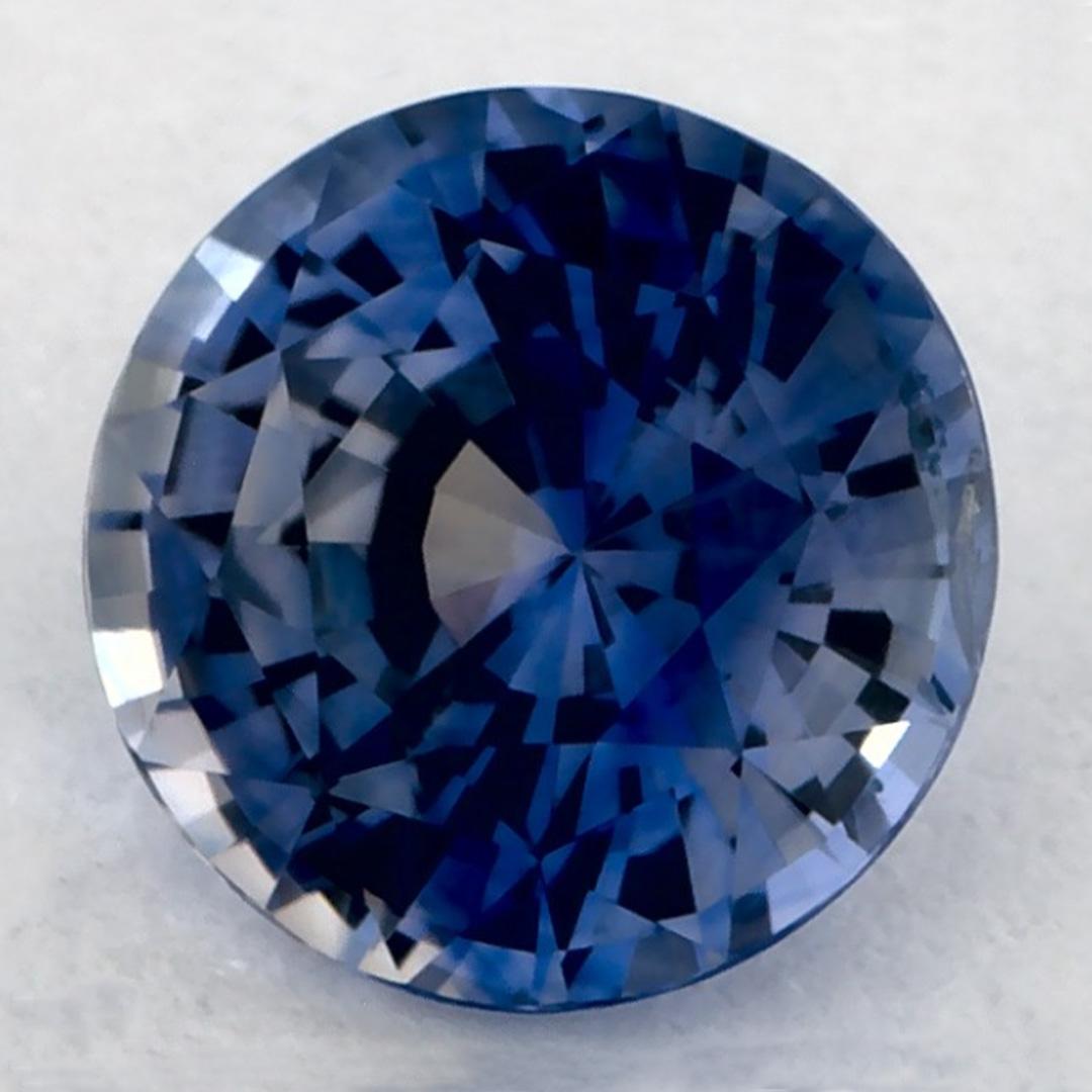 Una pietra natale di settembre molto preziosa con un delizioso colore blu. Si ritiene che portino fortuna e fortuna alla vita.

Esplora la vivace collezione di smeraldi, rubini e zaffiri nel nostro negozio, disponibili come gemme sciolte e