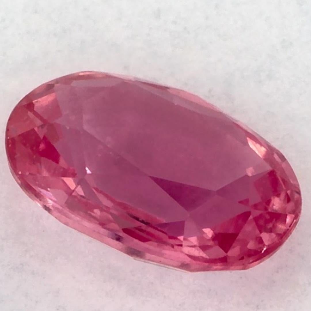 0.99 Karat Rosa Saphir Oval Loser Edelstein im Angebot 1