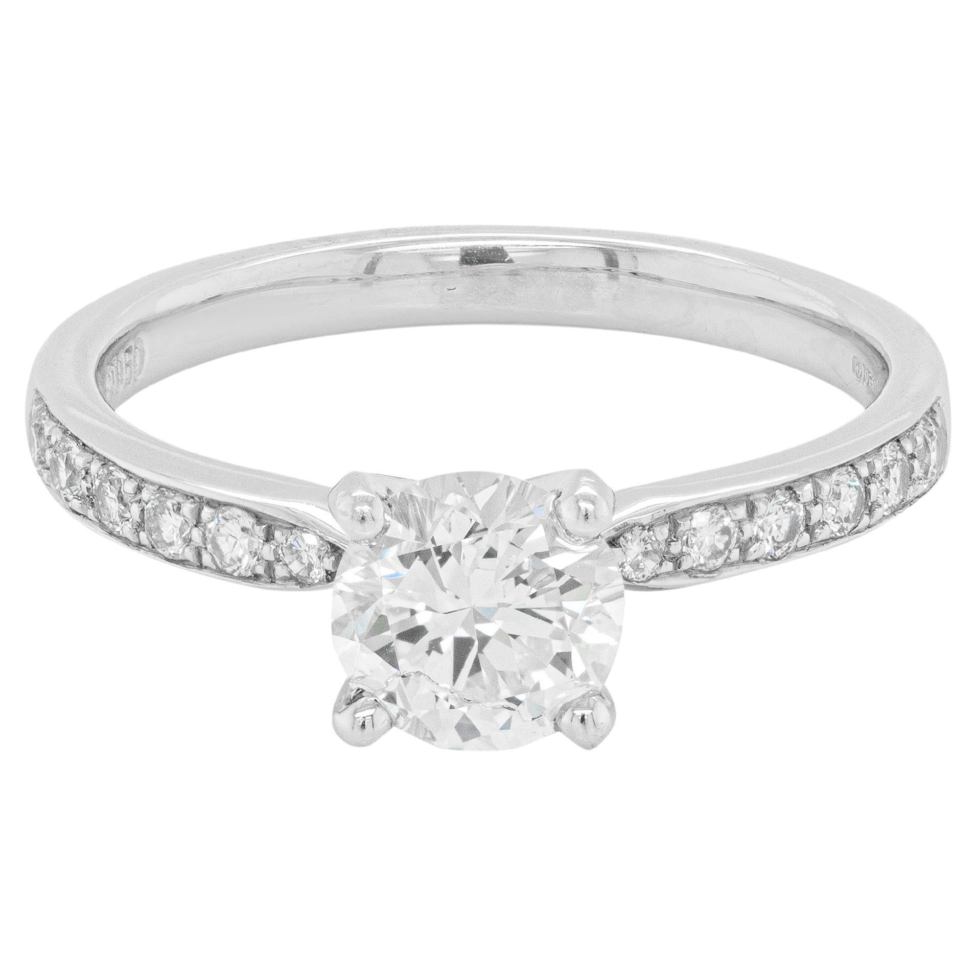 0.99 Carat Diamond Platinum Engagement Ring For Sale