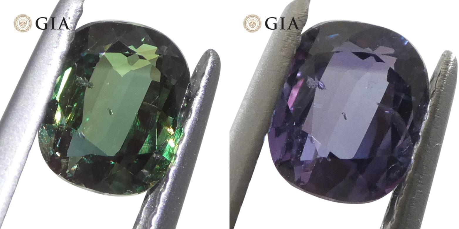 0,99 ct Alejandrita de color azul verdoso a púrpura rojizo certificada por el GIA de Madagascar en venta 11