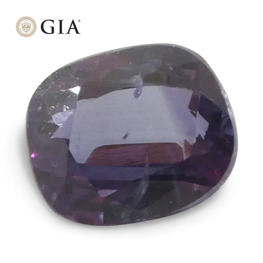 0,99 ct Alejandrita de color azul verdoso a púrpura rojizo certificada por el GIA de Madagascar en venta 2