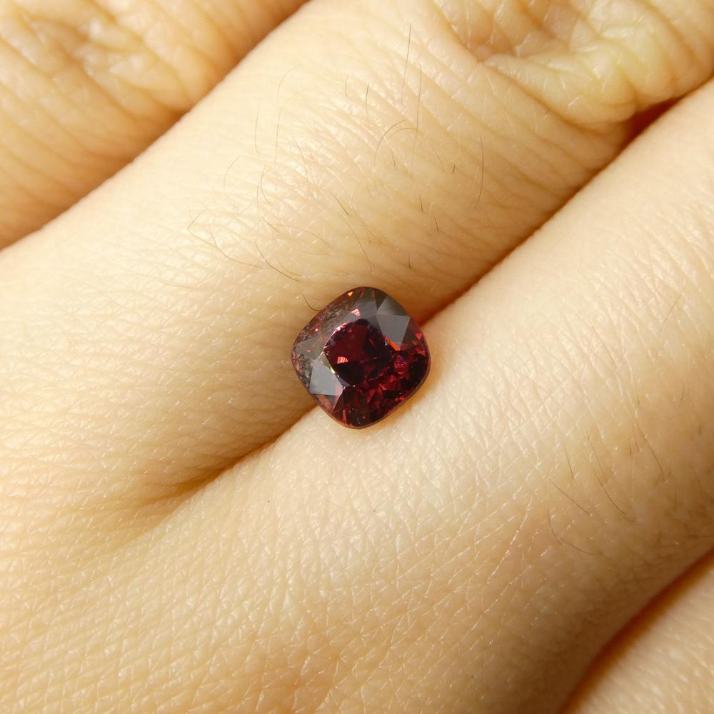 0.99ct Cushion Red Jedi Spinel from Sri Lanka In New Condition For Sale In Toronto, Ontario