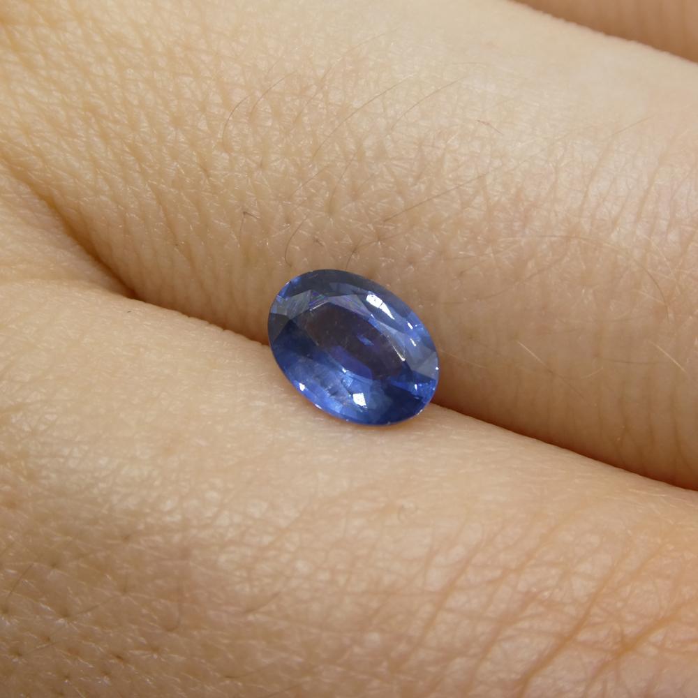 Saphir bleu ovale de 0.9 carat de Thaïlande en vente 2