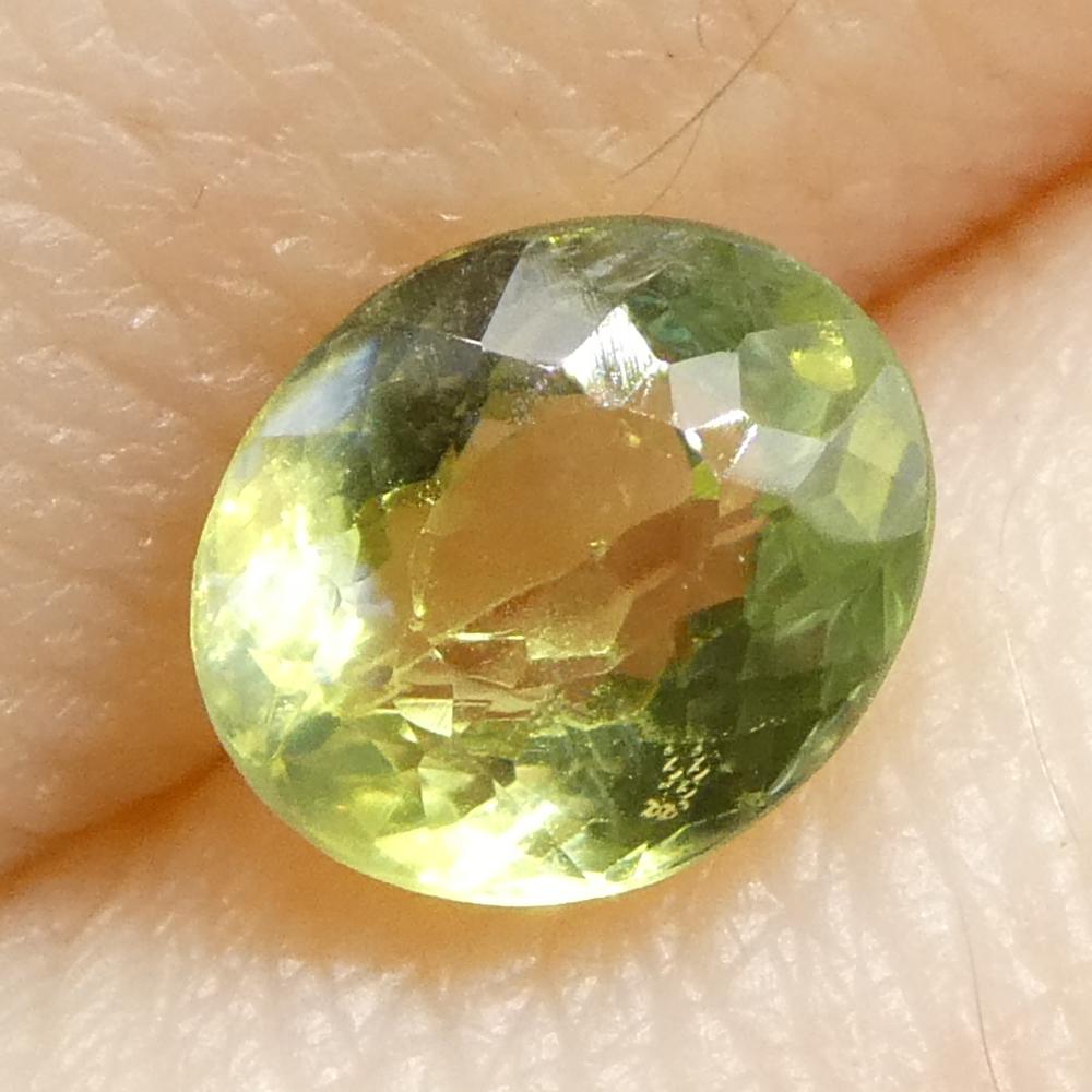 0.9ct Oval Yellowish Green to Greenish Yellow Alexandrite from Sri Lanka For Sale 5