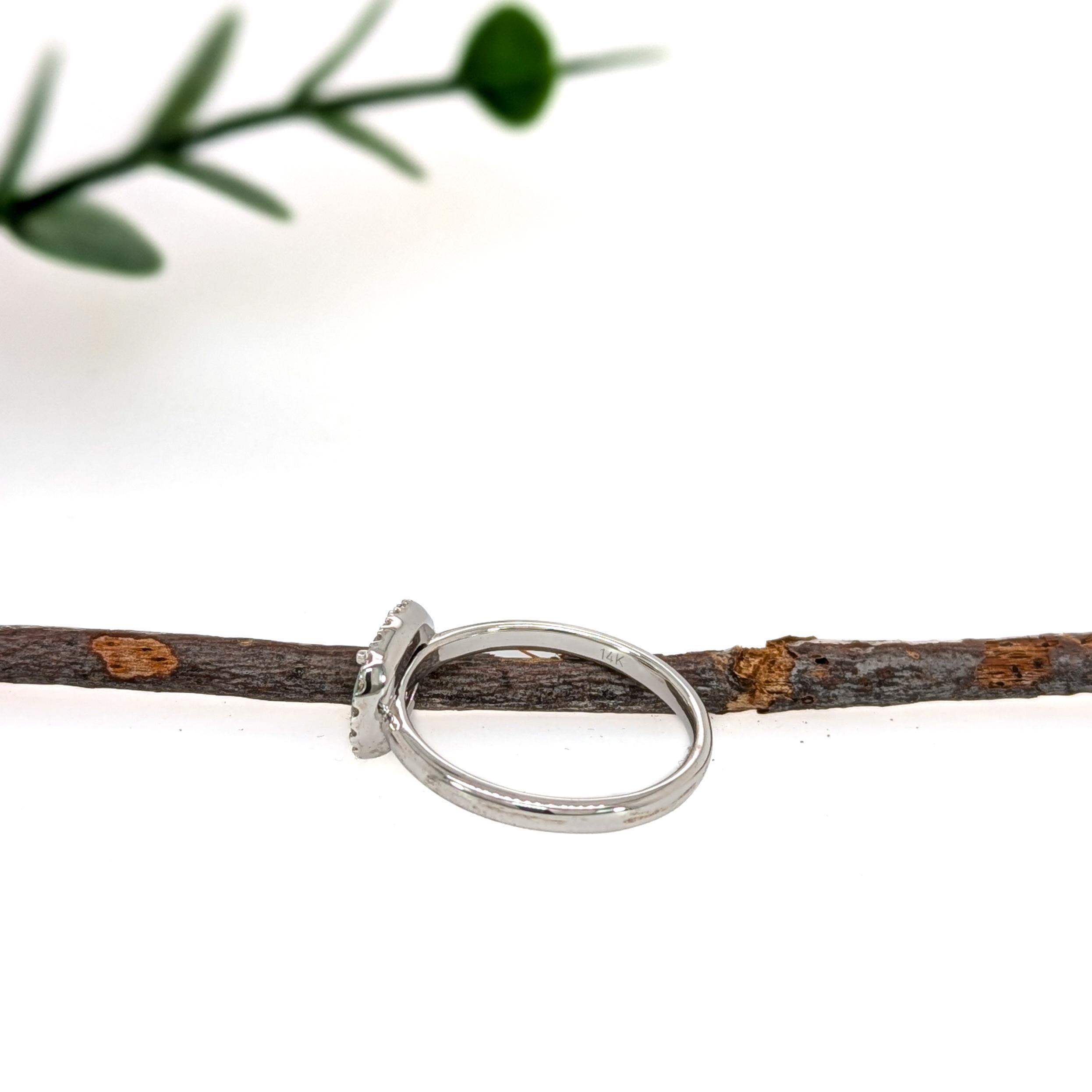 0,9cts Boulder Opal Ring mit Diamant Halo: 14K Massiv Gold, Fancy Form, 9x7mm im Zustand „Neu“ im Angebot in Columbus, OH