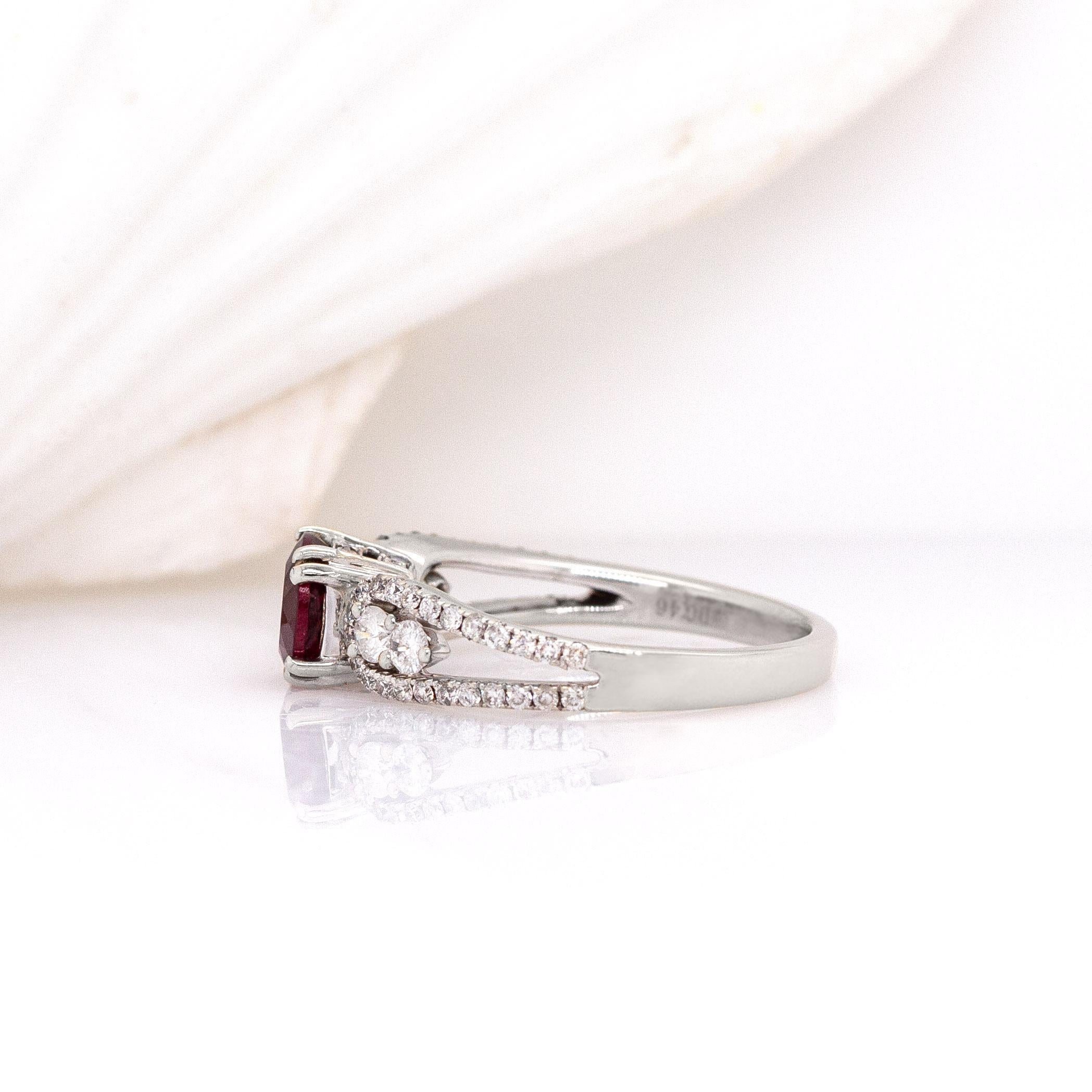 Bague en tourmaline rubellite de 0,9cts avec diamants naturels : Or massif 14k  6mm Excellent état - En vente à Columbus, OH