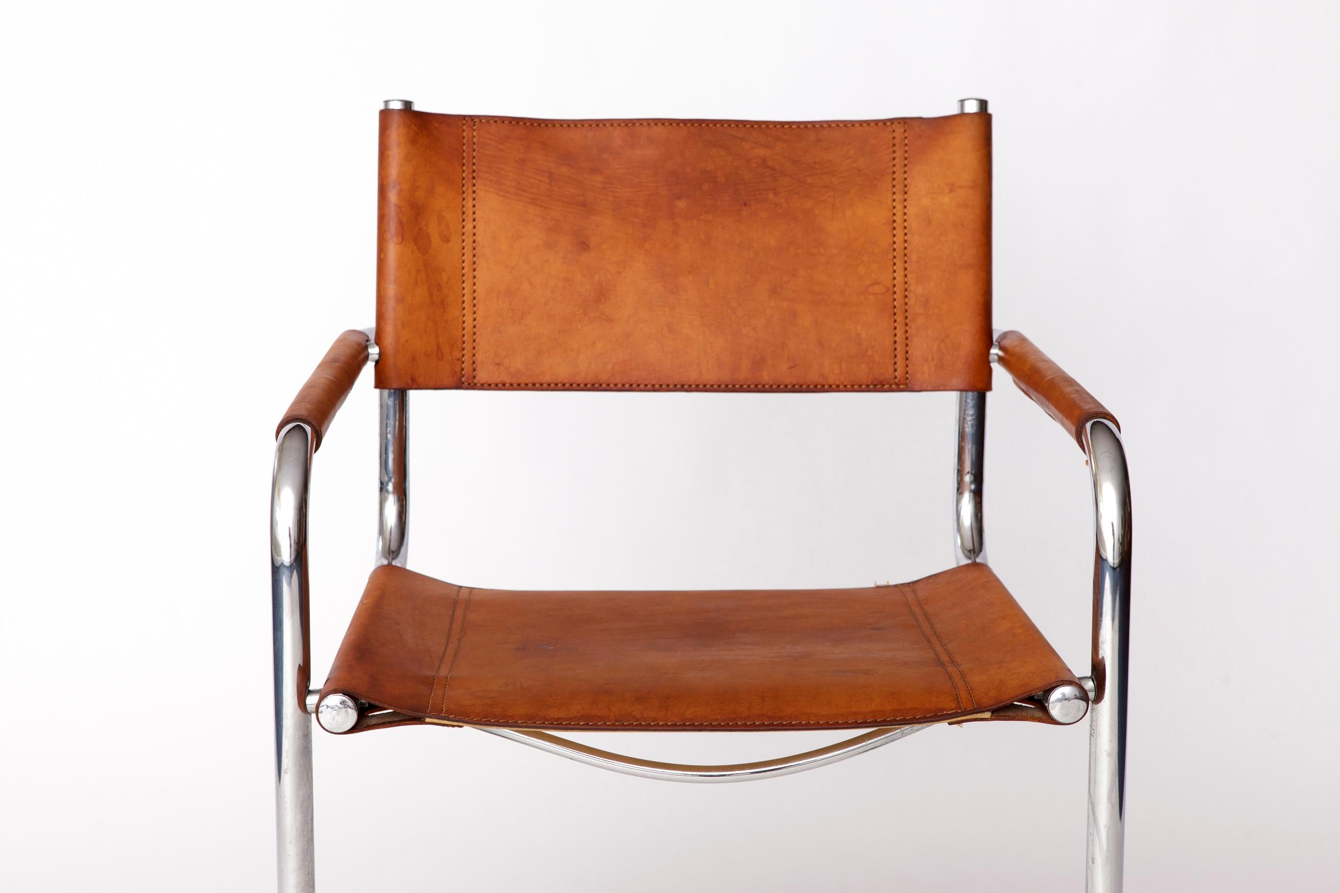 1 0von 2 Mart Stam Freischwinger für Fasem, Italien, 1980er Jahre - Vintage Leder (Moderne der Mitte des Jahrhunderts) im Angebot