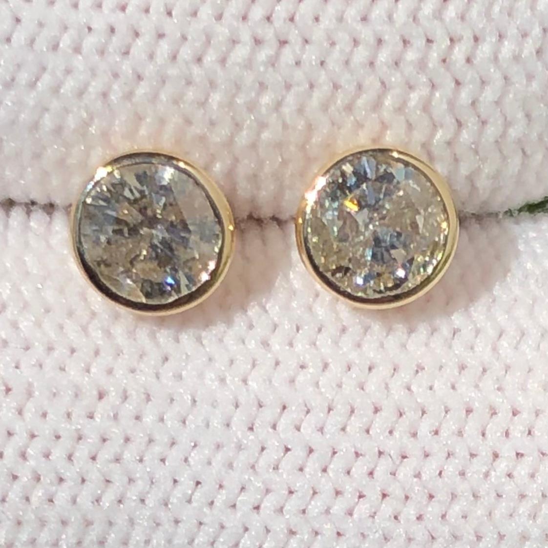 1 1/2 Carat Ct Real Natural Solitaire Diamond Round Bezel Stud Earrings 14k Gold In New Condition For Sale In New York, NY