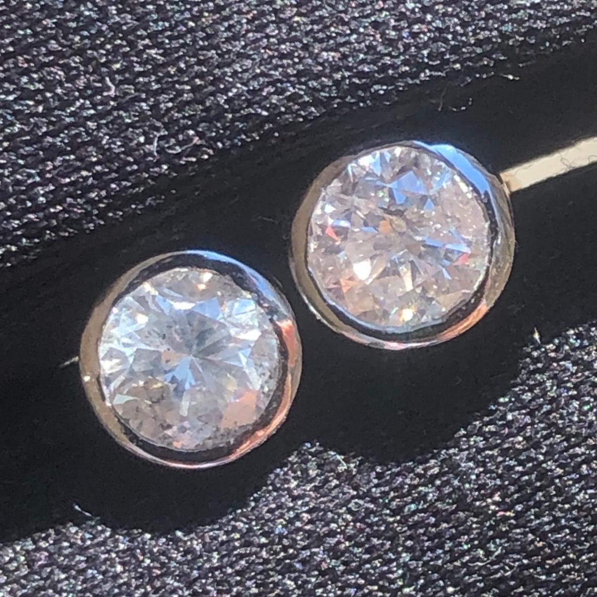 da uomo o donna Quasi 1 1/2 Carat Ct Natural Solitaire Diamond Round Bezel Stud Earrings 14k