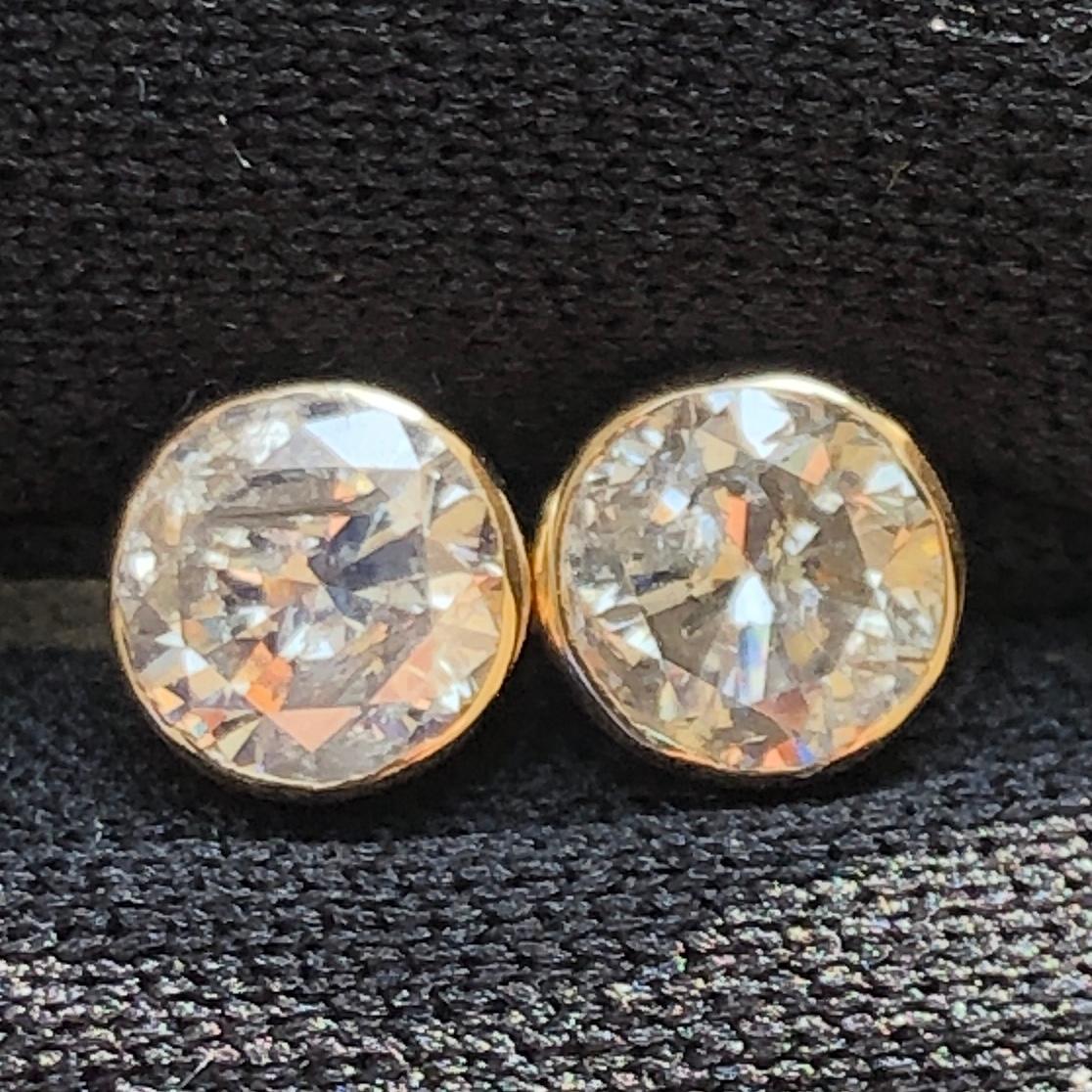 1 1/2 Carat Ct Real Natural Solitaire Round Diamond Bezel Stud Earrings 14k Gold In New Condition In New York, NY