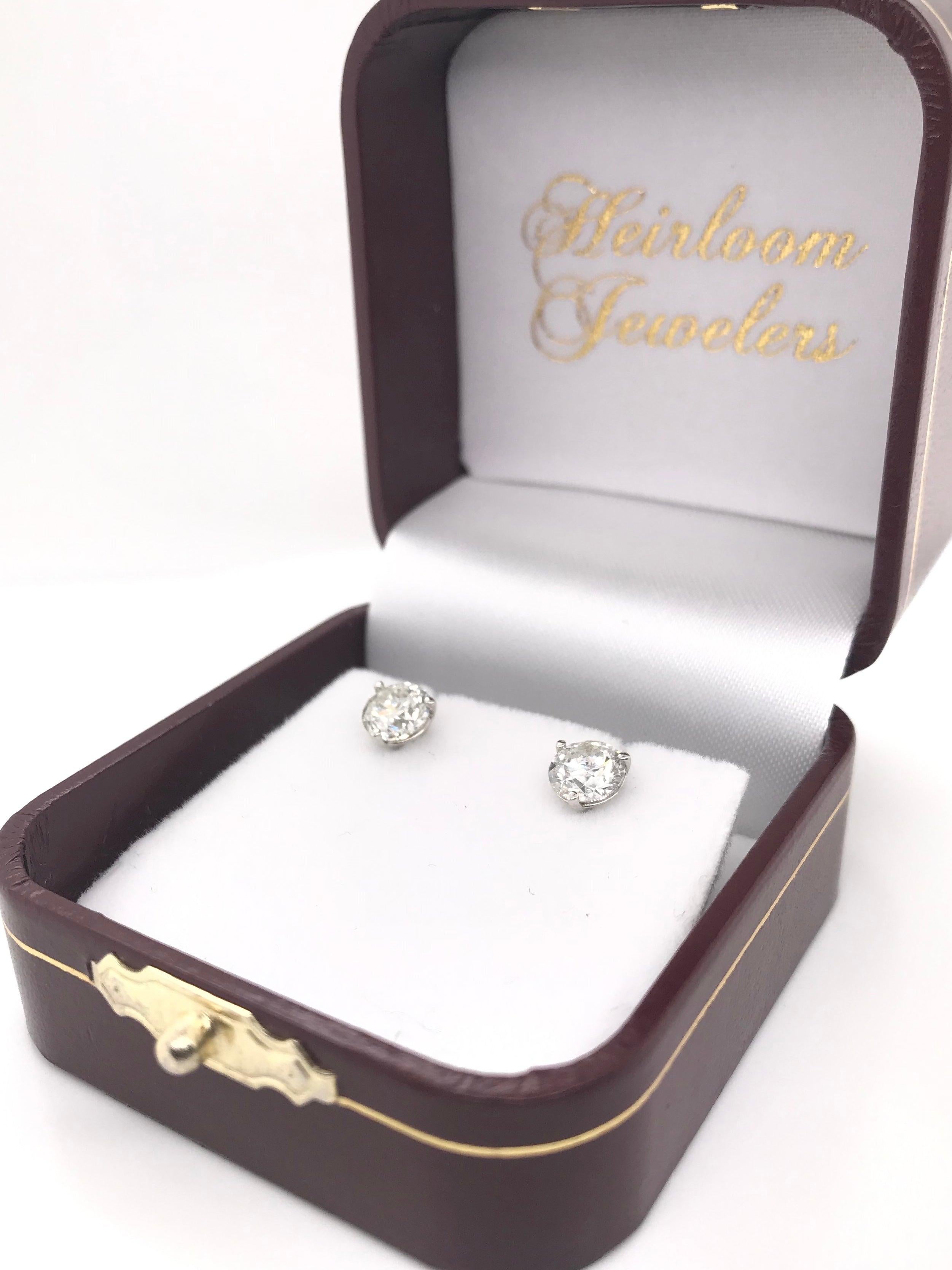 1 & 1/2 Carat DTW Diamond Stud Earrings In New Condition For Sale In Montgomery, AL