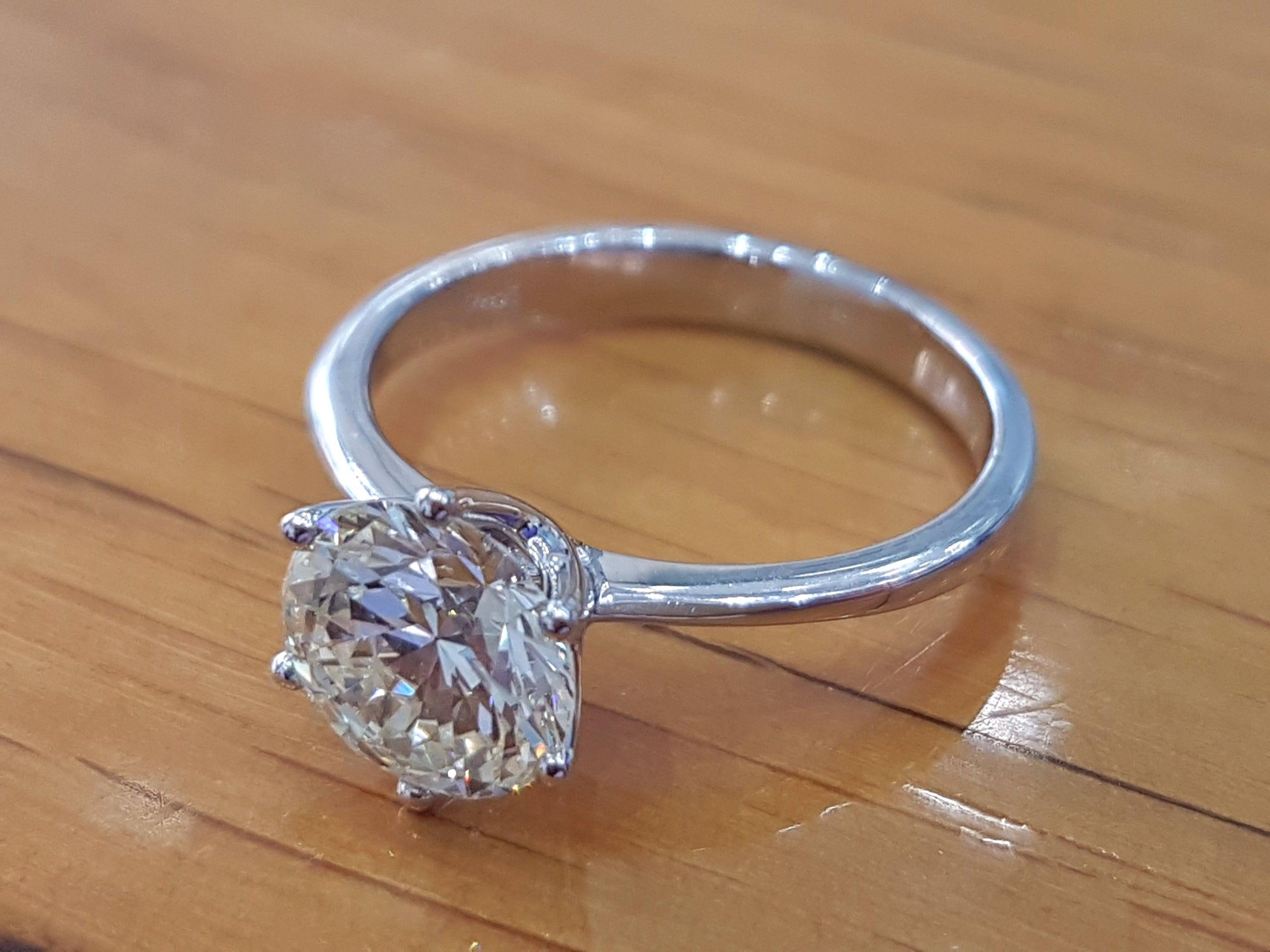 Art Deco 1 1/3 Carat 14 Karat White Gold Round Diamond Engagement Ring