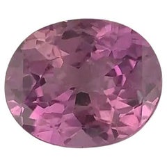 1 1/3 Karat ovaler lila-pinkfarbener Saphir GIA