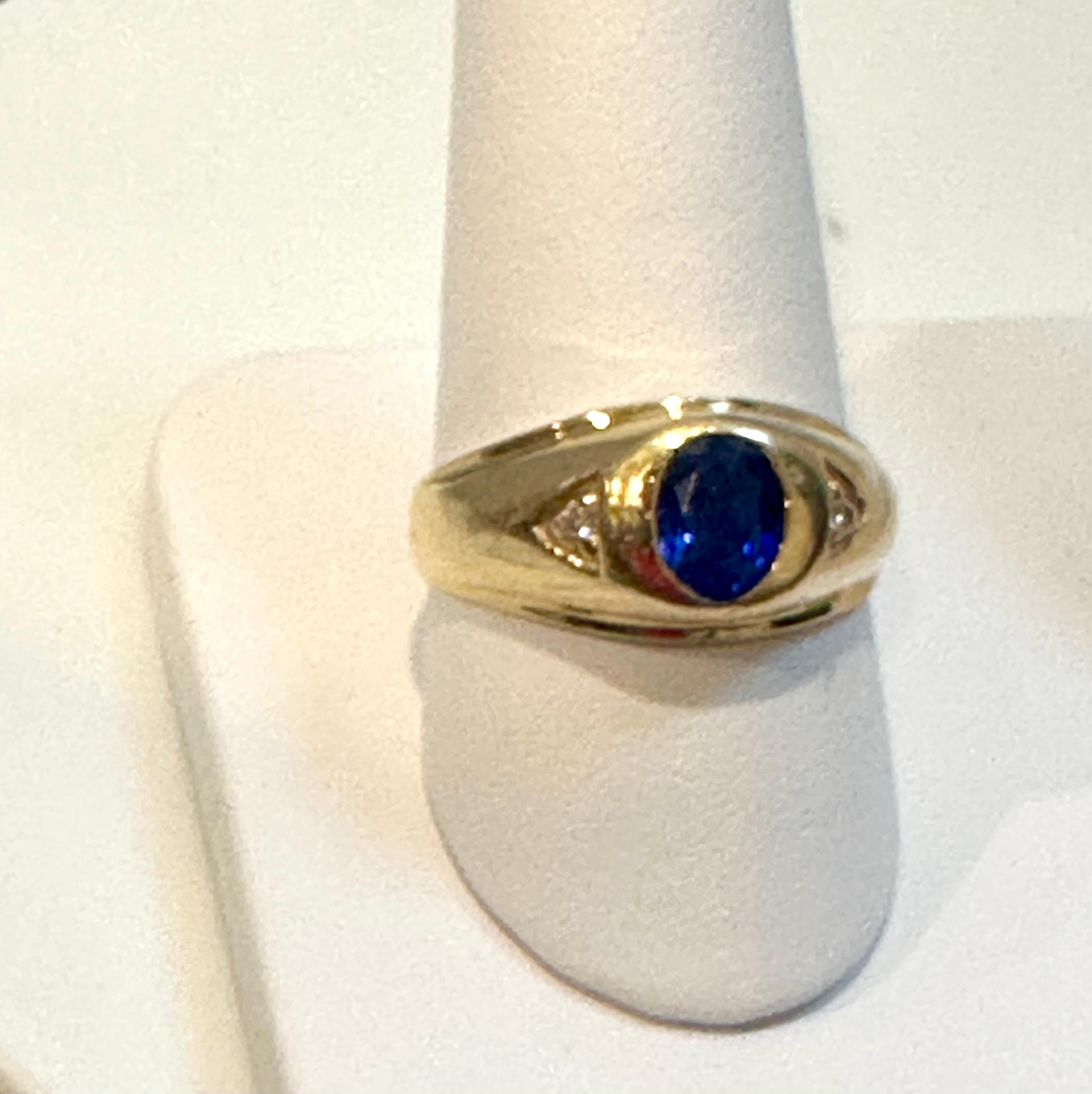 1 1/4 Karat Ovaler natürlicher Ceylon-Blauer Saphir Verlobungsring aus 18 Karat Gold, Herren für Damen oder Herren im Angebot