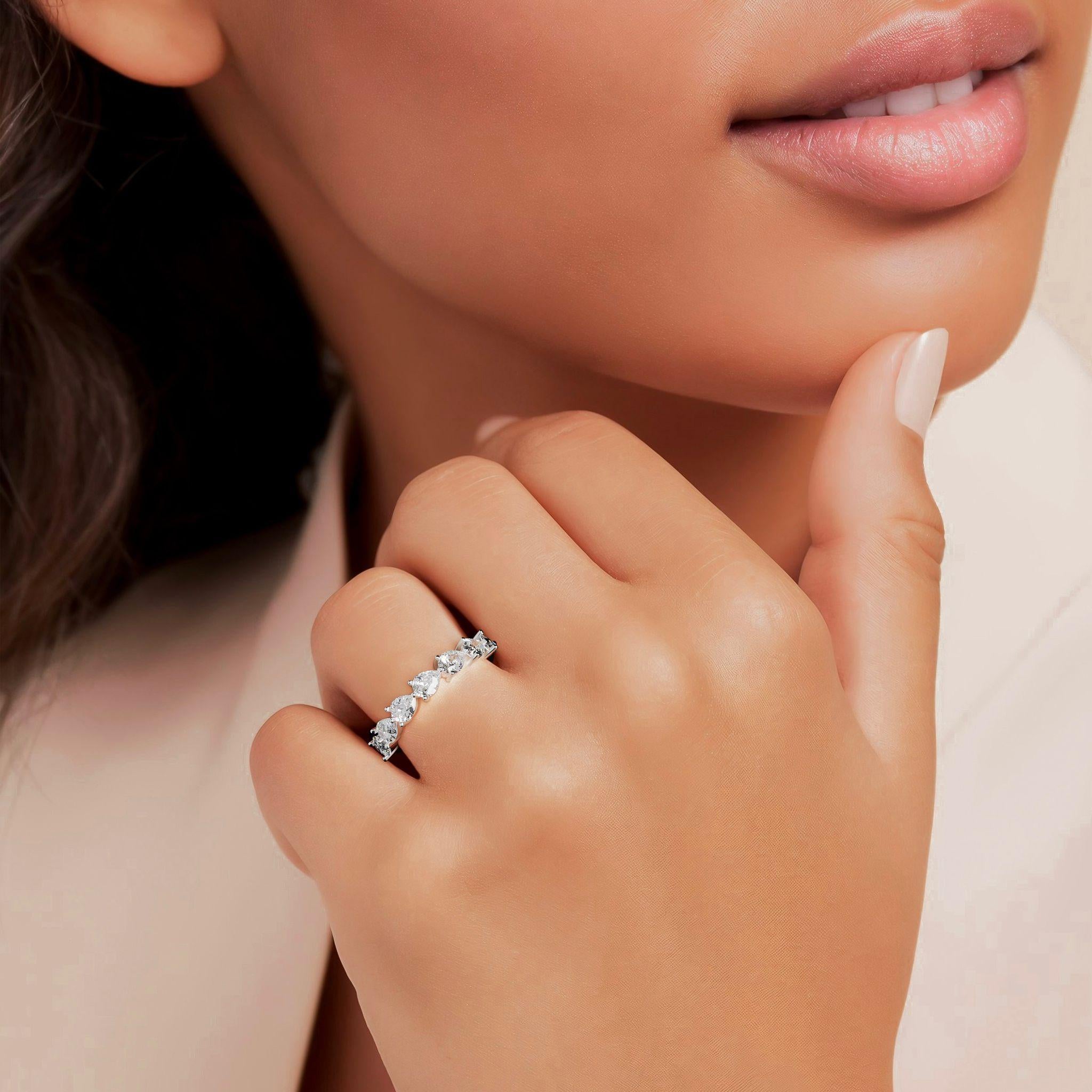 Contemporain Bague en or massif 14 carats, diamant poire 1 1/5 carat, anneau en diamant poire Est-Ouest en vente