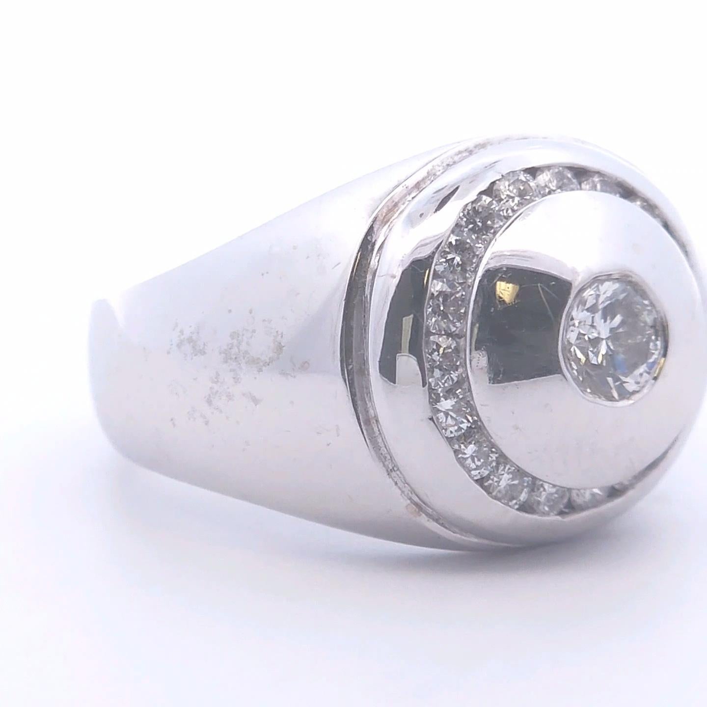 Round Cut 1 1/8 Carat Diamond Men's Ring in 14k Gold For Sale