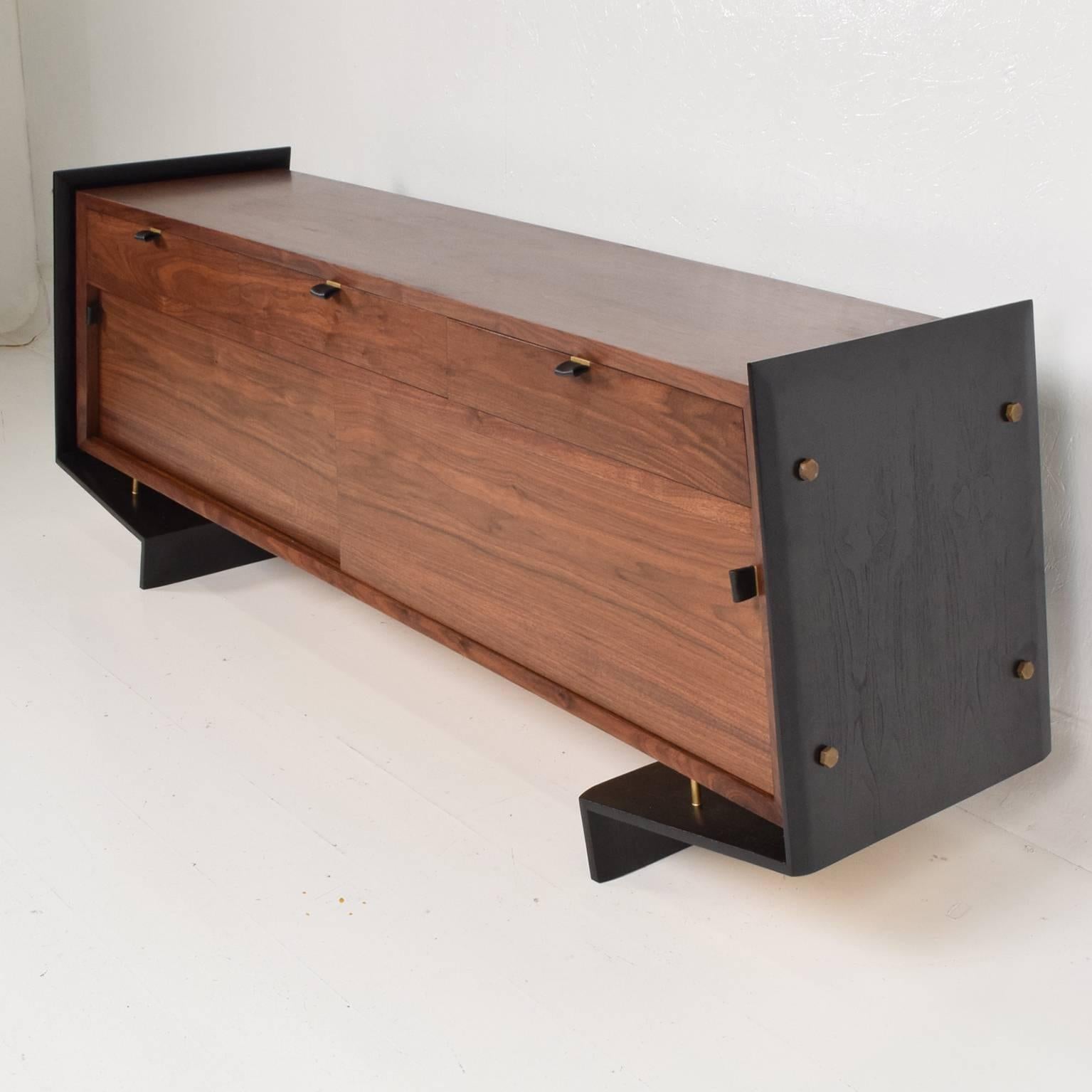 1/1 Custom Built Contemporary Sculptural Floating Credenza by Pablo Romo 8