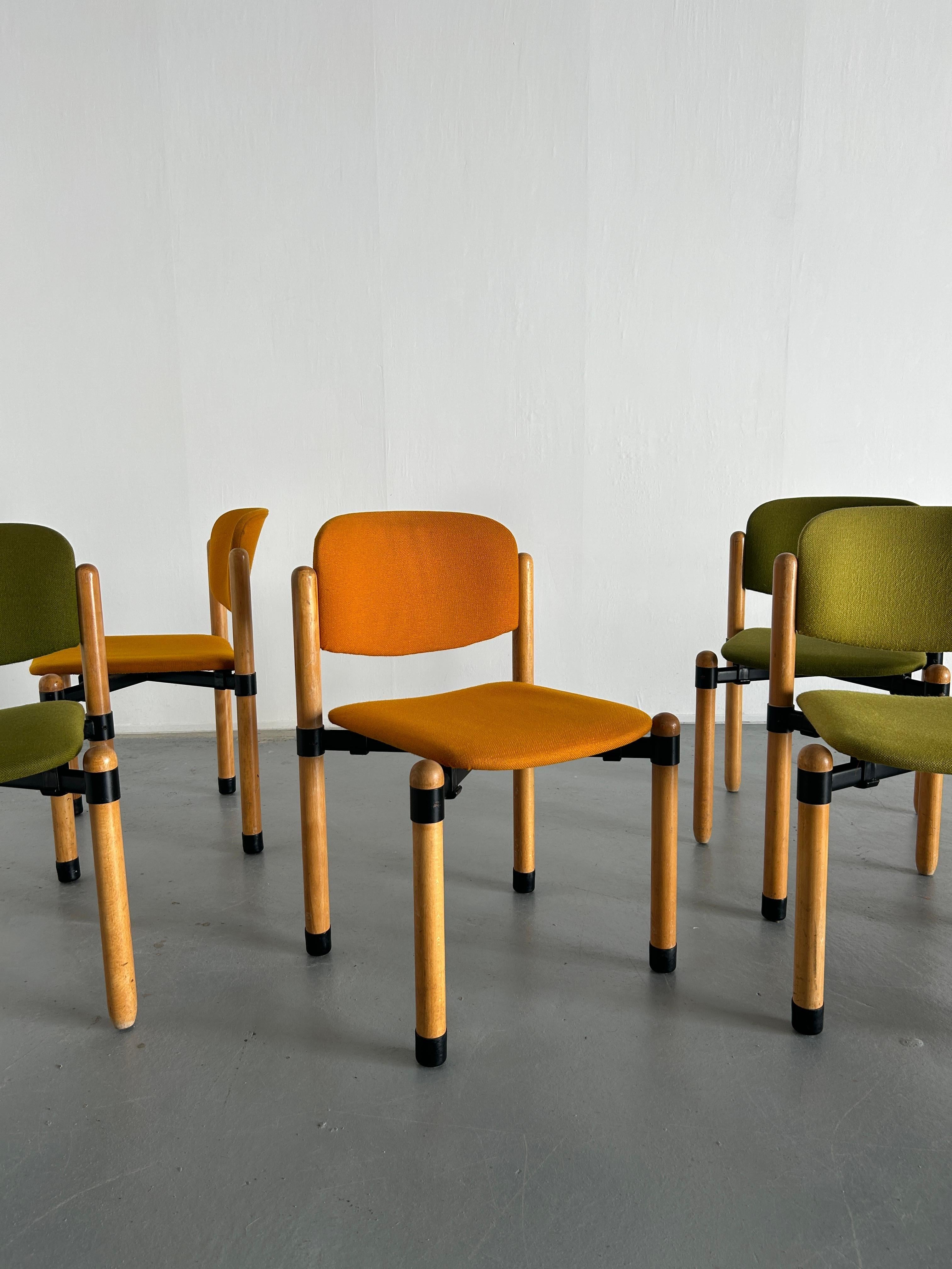 Mid-Century Modern stackable dining charis or visitor chairs produced by Fröscher Sitform, 1970s West Germany.
Robust and high production quality.
30 pieces available.

In very good vintage condition with smaller expected signs of age. 
Structurally