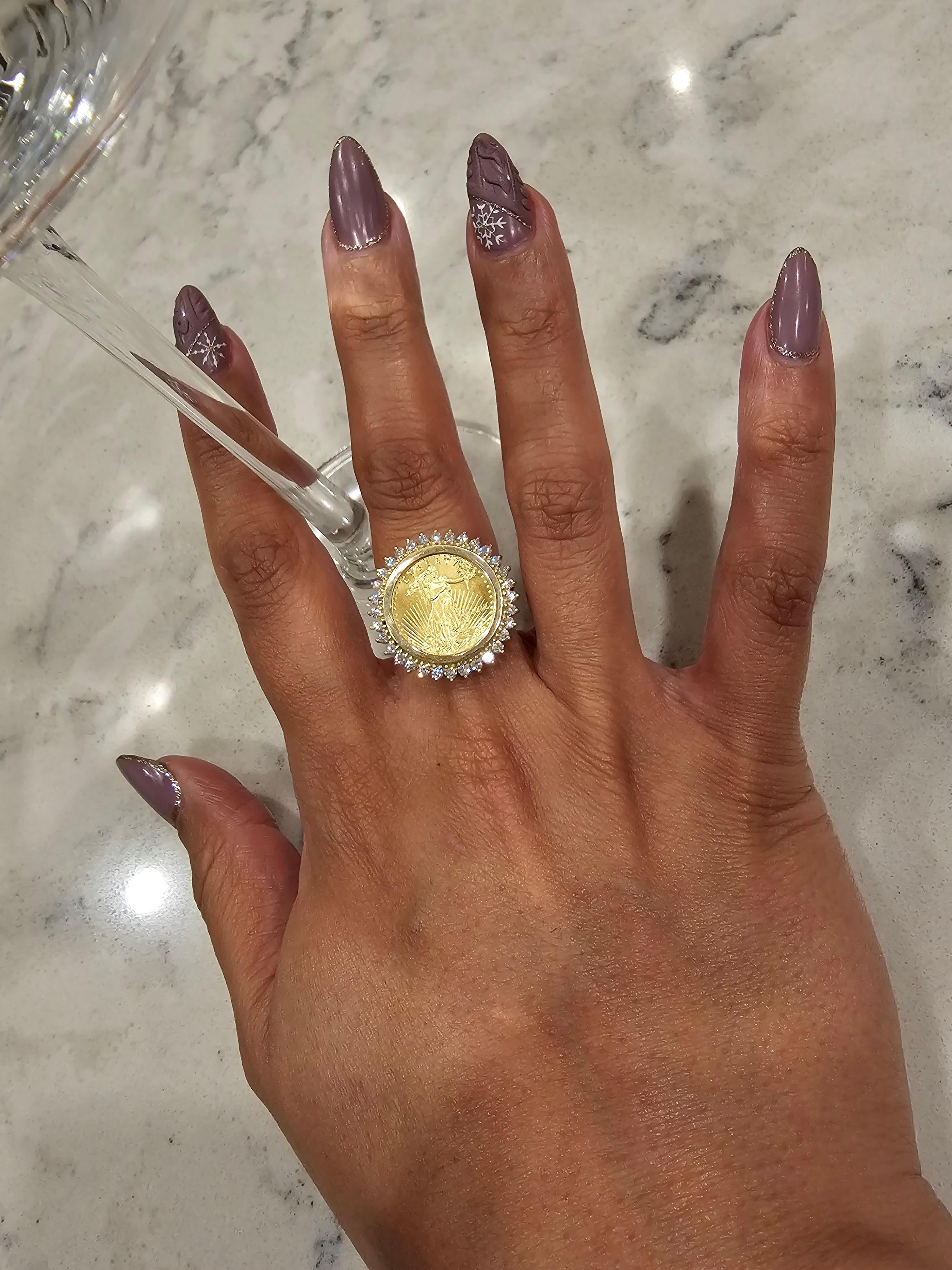 En venta: 1/10OZ 22K Oro Fino American Eagle Lady Liberty Coin Ring w/ Diamond Halo  2