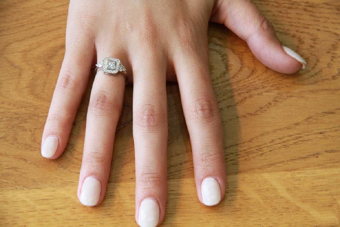 Art Deco Style Diamond Engagement Ring, Vintage Diamond Ring, Engagement Ring, Promise Ring, Anniversary Ring, Princess Diamond , Square Halo Ring
  
 Main Stone Name: 0.5CT SI1 F Diamond 
 Main Stone Weight: 0.50 ct.
 Main Stone Clarity: SI1
 Main