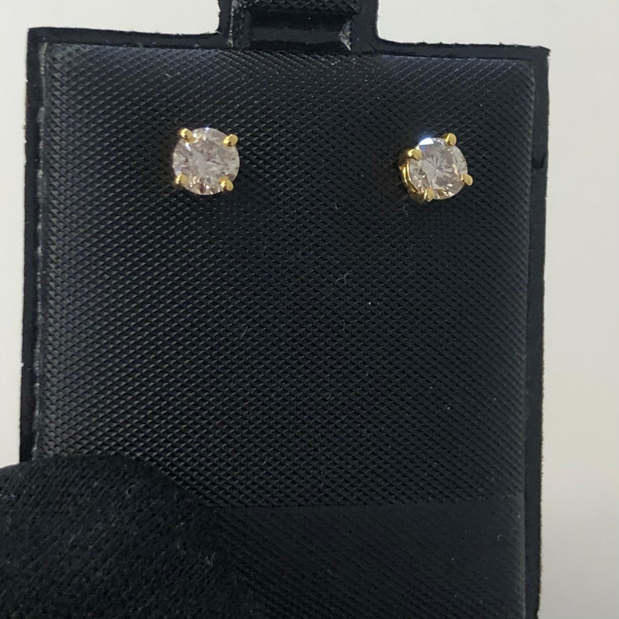 3/5 Carat Ct Natural Real Solitaire Diamond Stud Earrings 14k Yellow Gold In New Condition For Sale In New York, NY