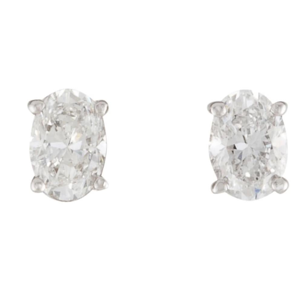 Oro - 0,91 g
Diamante - 0,46 carati
Colore del diamante: G-H.
Chiarezza del diamante: SI
Peso dell'orecchino: 1 g
*Gli articoli in stock saranno spediti in 2 giorni lavorativi, altrimenti la consegna avverrà in 4-5 settimane.

*Il peso dell'oro e