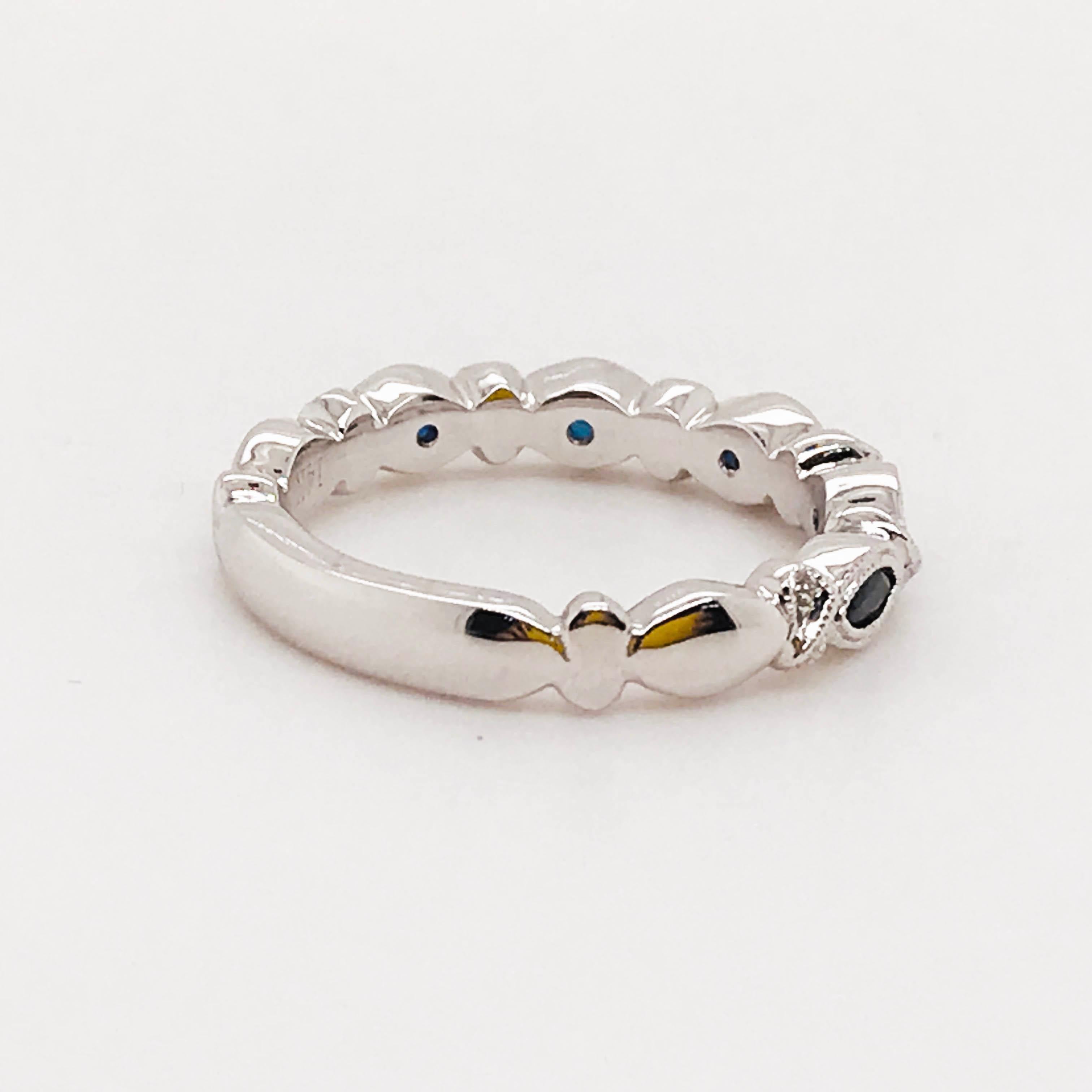 Sapphire Diamond Ring, 1/2 Carat, Band, 0.50 Carat Blue Sapphire White Gold For Sale 1