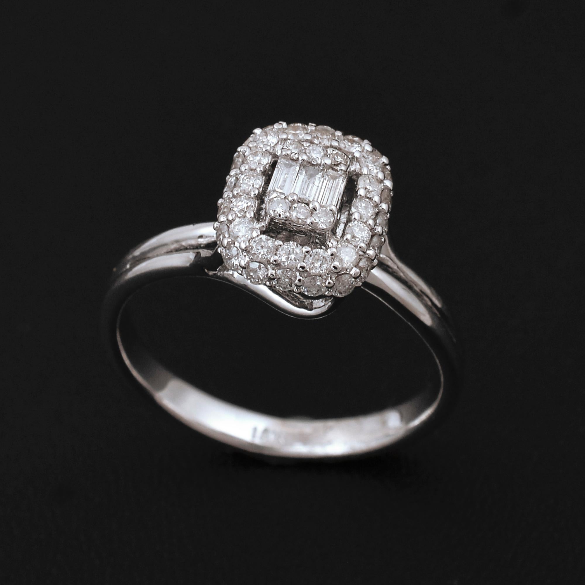 Modern 1/2 Carat SI Clarity HI Color Baguette Diamond Promise Ring 18 Karat White Gold For Sale