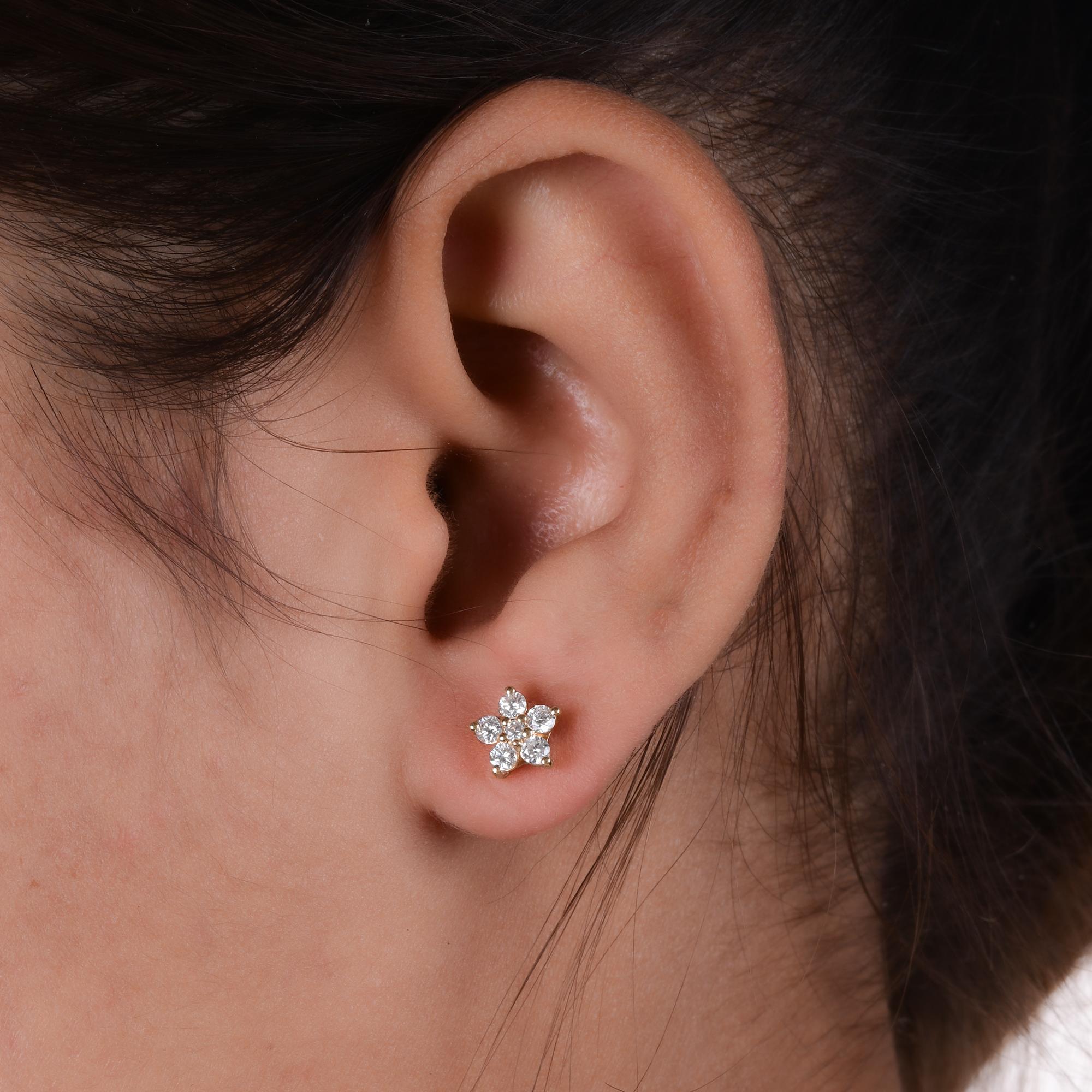 Modern 1/2 Carat SI Clarity HI Color Diamond Flower Stud Earrings 14 Karat Yellow Gold For Sale