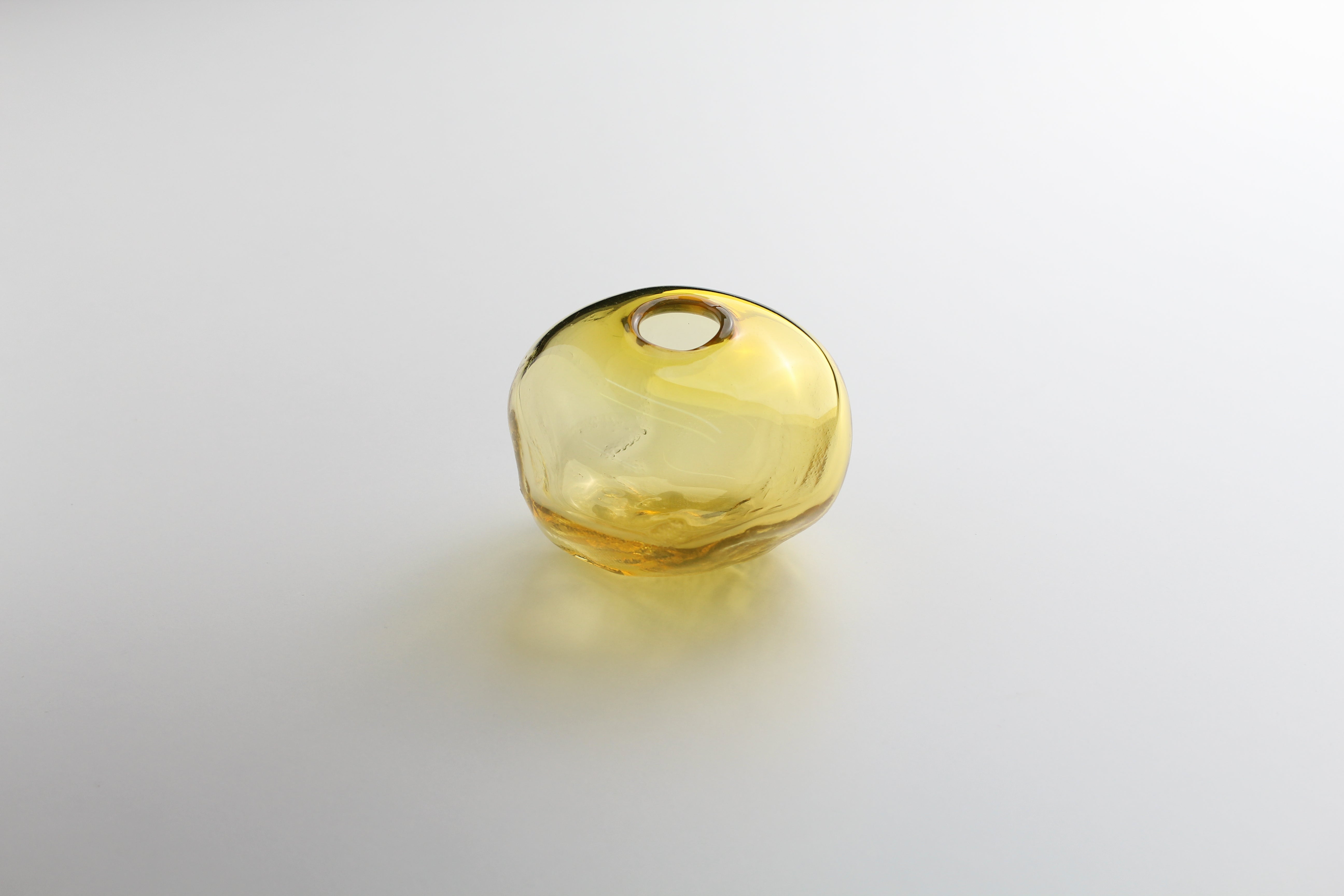 1/2 Ltr Formen, Gold, Handgemachtes Glasobjekt von Vogel Studio
