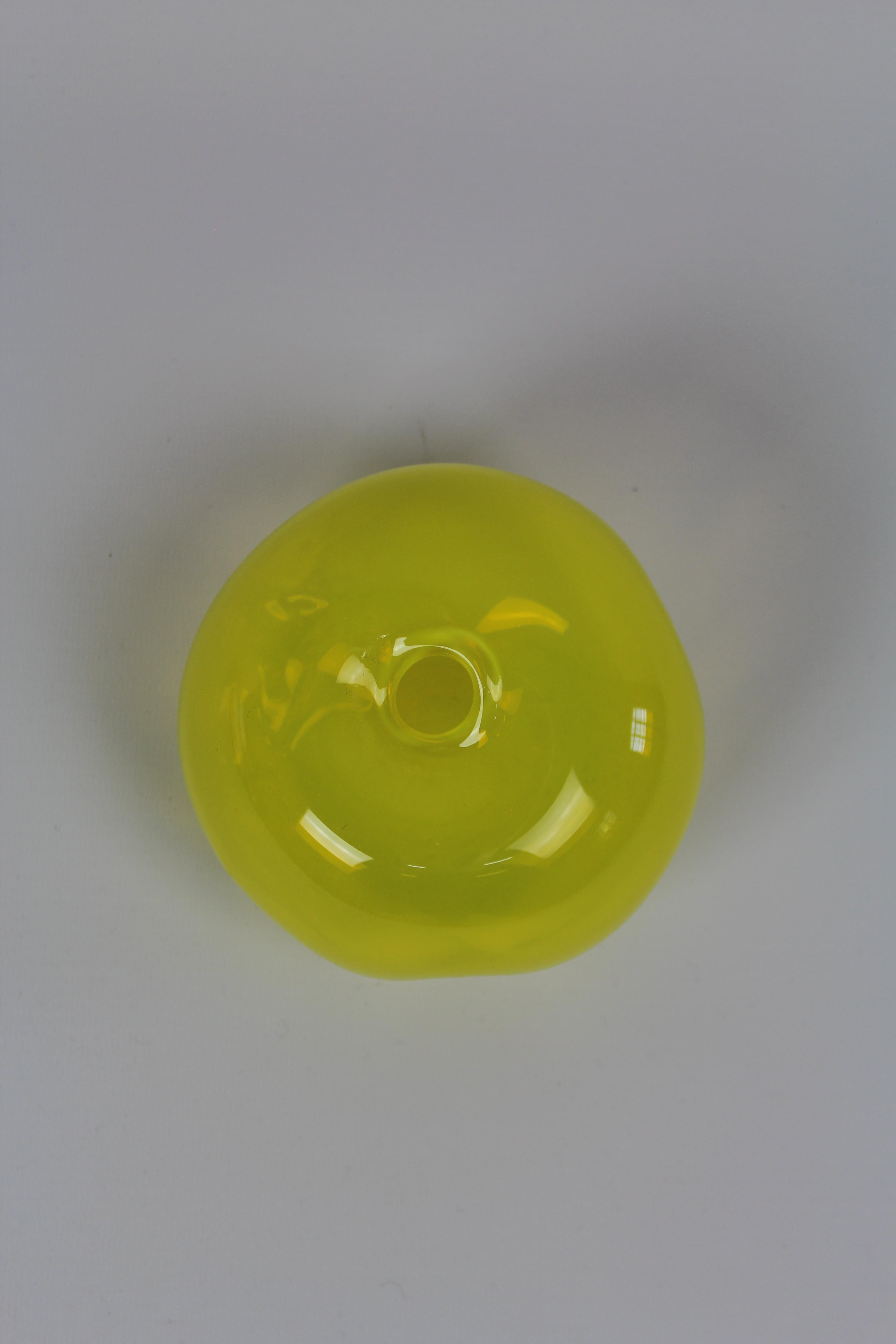 1/2 Ltr Forms, Lemon Yellow, Handmade Glass Object by Vogel Studio In New Condition For Sale In Sarstedt, NI