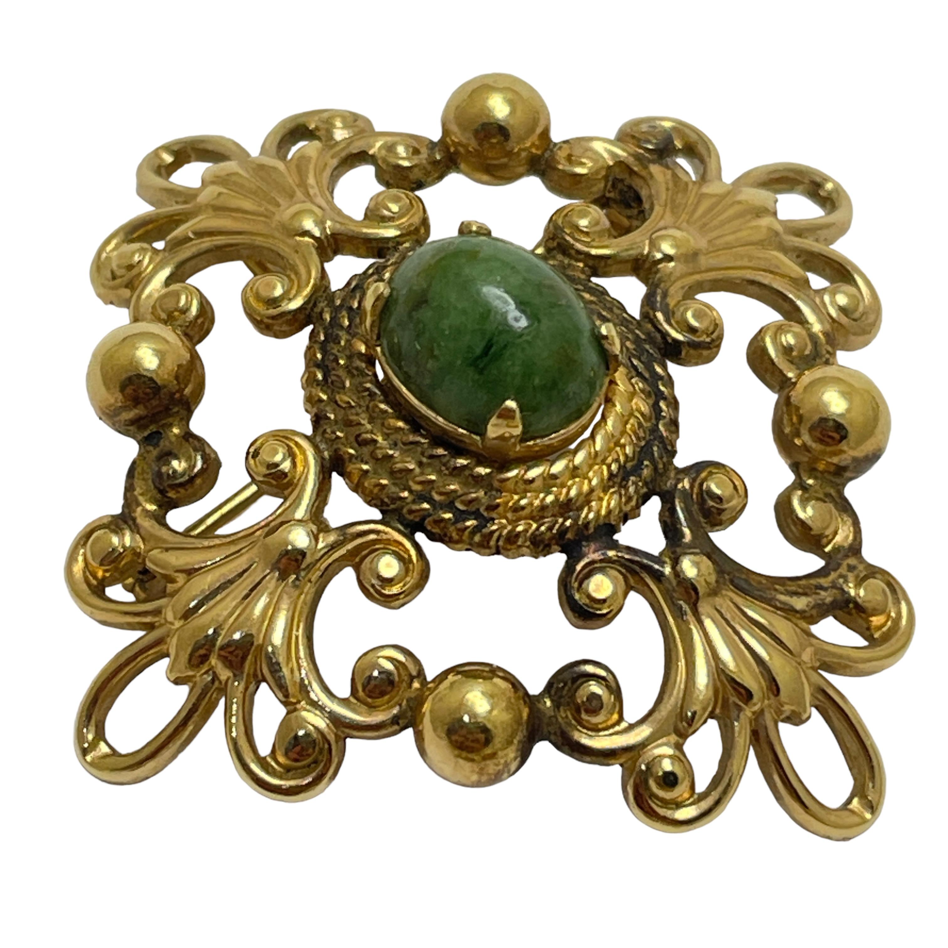 DETAILS

- • signiert 1/20 12kt 

- • Gold gefüllt mit Jade 

- • vintage designer brosche / anhänger

MASSNAHMEN  

- • 

CONDIT

- •  sehr guter Vintage-Zustand mit minimalen Gebrauchsspuren 

 Sku 44

❤️❤️  VINTAGE-DESIGNER-SCHMUCK ❤️❤️

❤️❤️ 