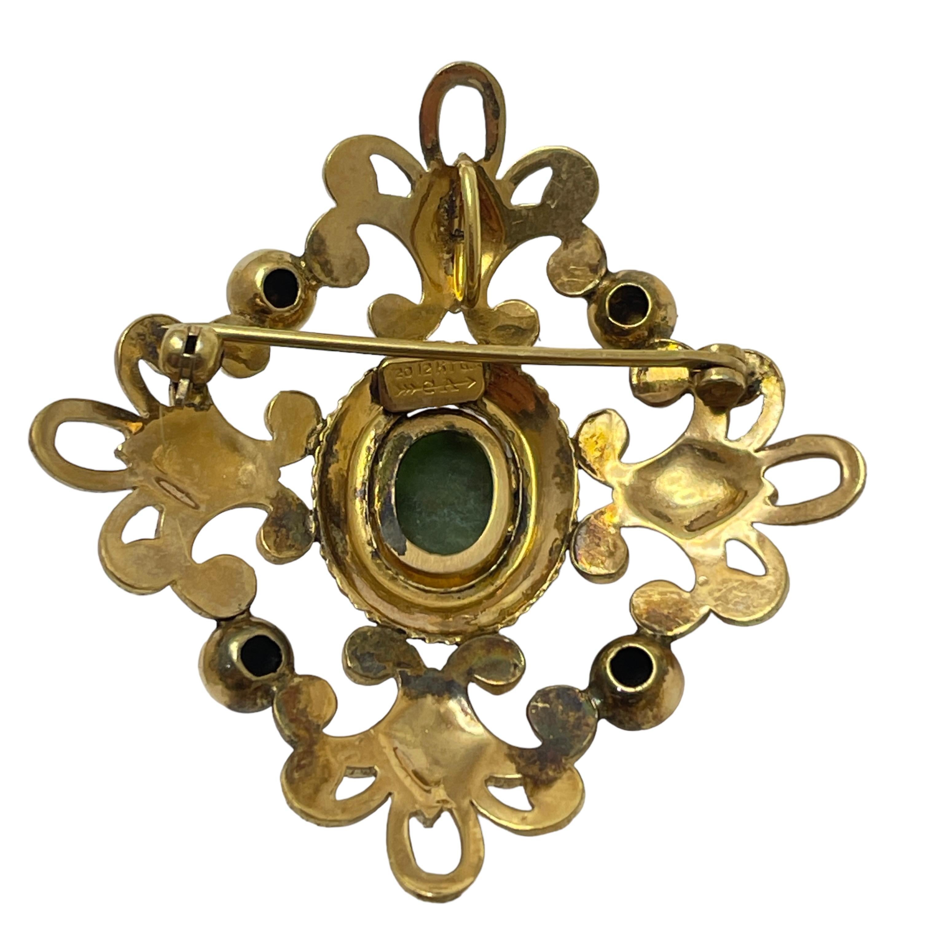1/20 12kt signierte Designer Gold gefüllte grüne Jade Malteserkreuz-Brosche Anhänger im Zustand „Gut“ im Angebot in Palos Hills, IL
