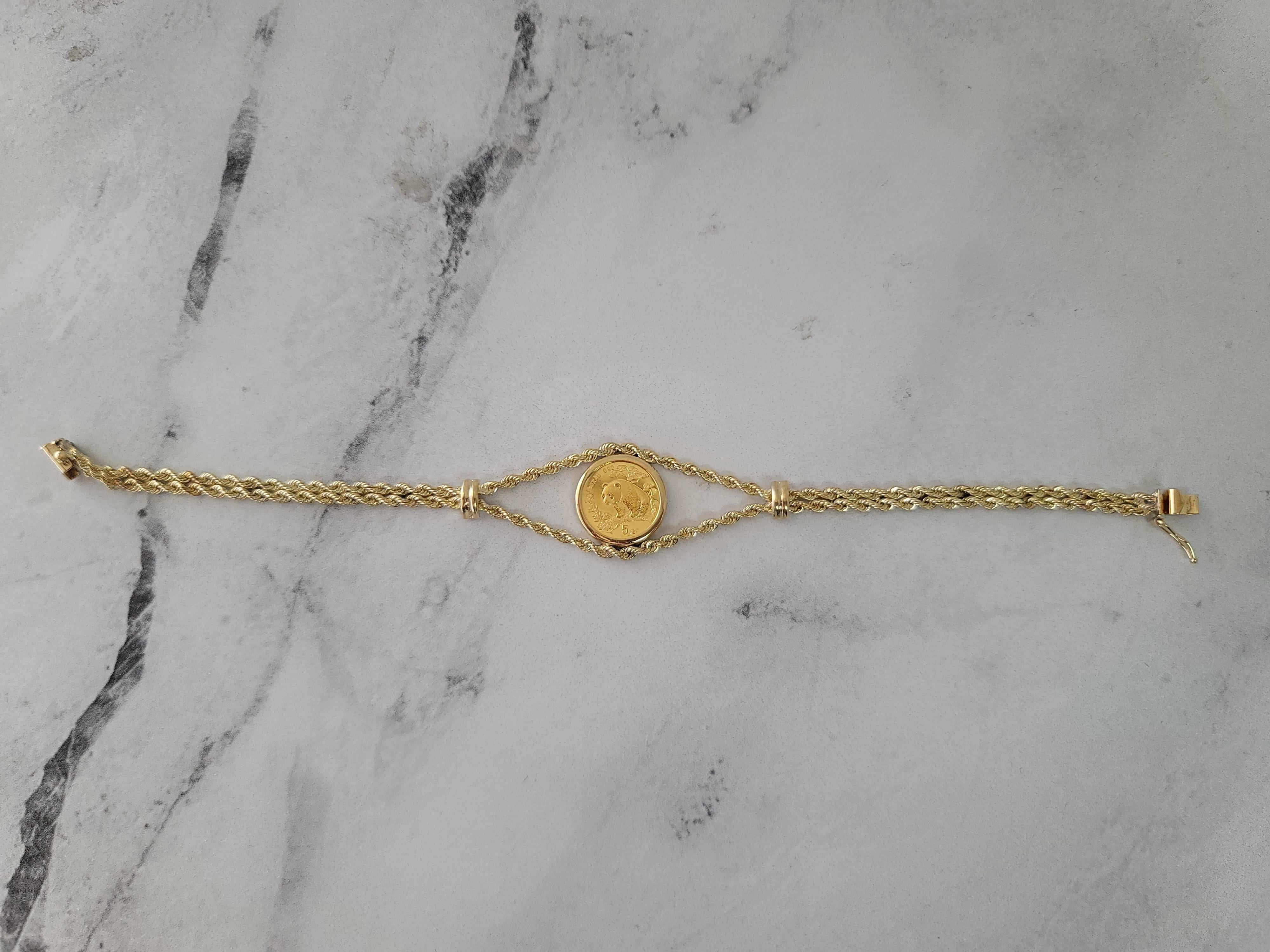 ♥ Coin Information ♥

Country: China
Gold Content: 1/20 OZ
Purity: .999
Denomination: 5 Yuan
Year: 1997
Obverse: Temple of Heaven in Beijing encircled by the phrase “People’s Republic of China” in Chinese closed off by the year of issue.
Reverse: