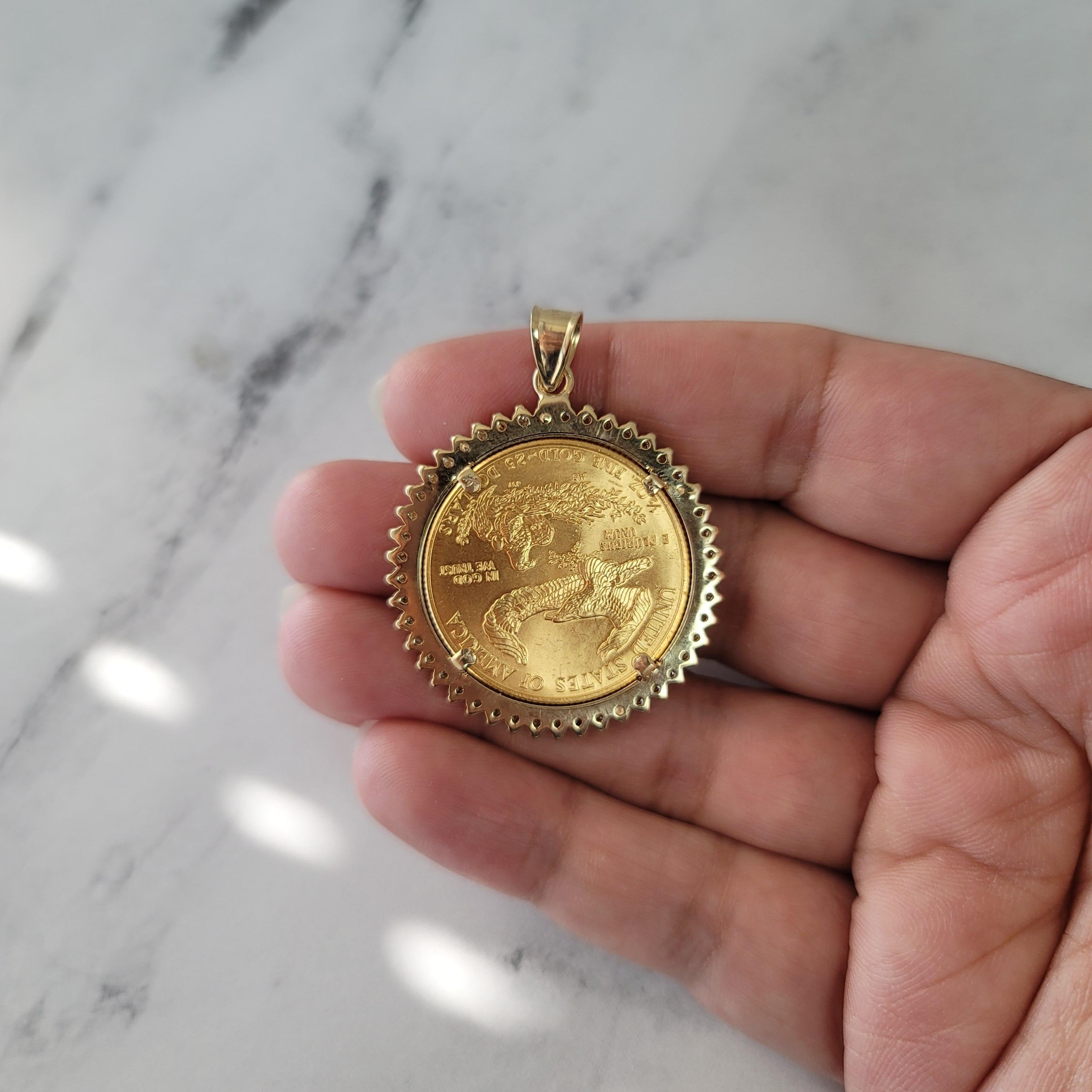 1/2OZ 22K feines Gold stehendes Lady Liberty-Medaillon mit Diamant-Halo aus feinem Gold im Zustand „Neu“ im Angebot in Sugar Land, TX