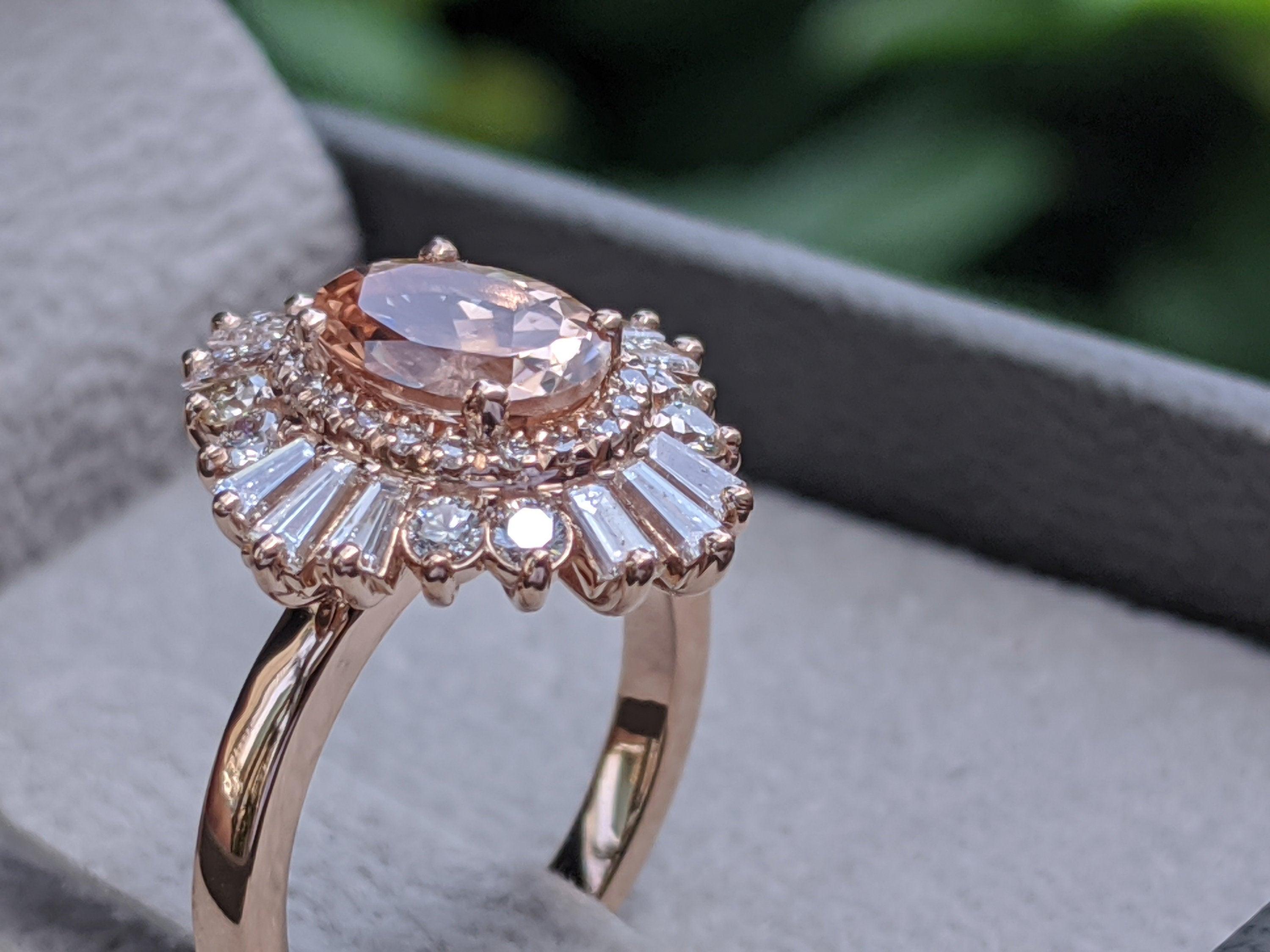 1 3/4 Karat 14 Karat Rose Gold Vintage Oval Morganit Verlobungsring (Art déco)