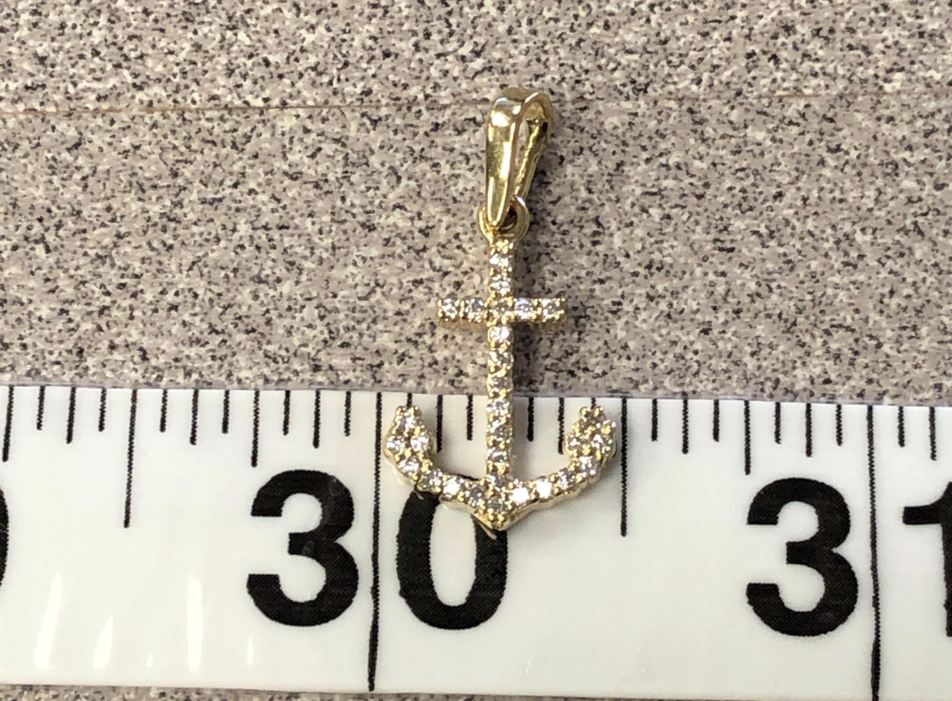 1/3 Carat Diamond Anchor Pendant In Good Condition In Towson, MD