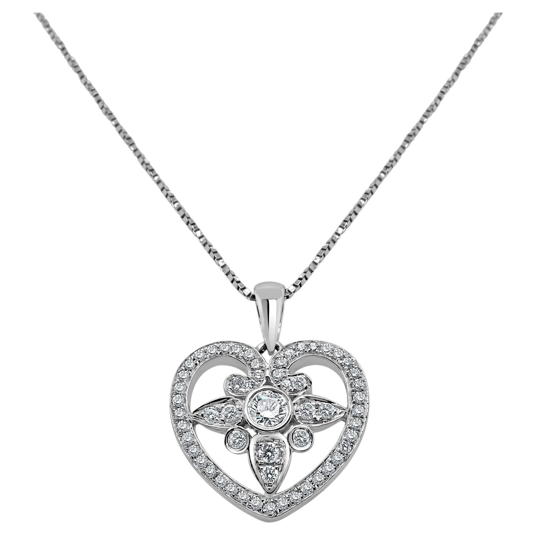 1/3 Carat Heart Shape Diamond Pendant Necklace in 18K White Gold For Sale