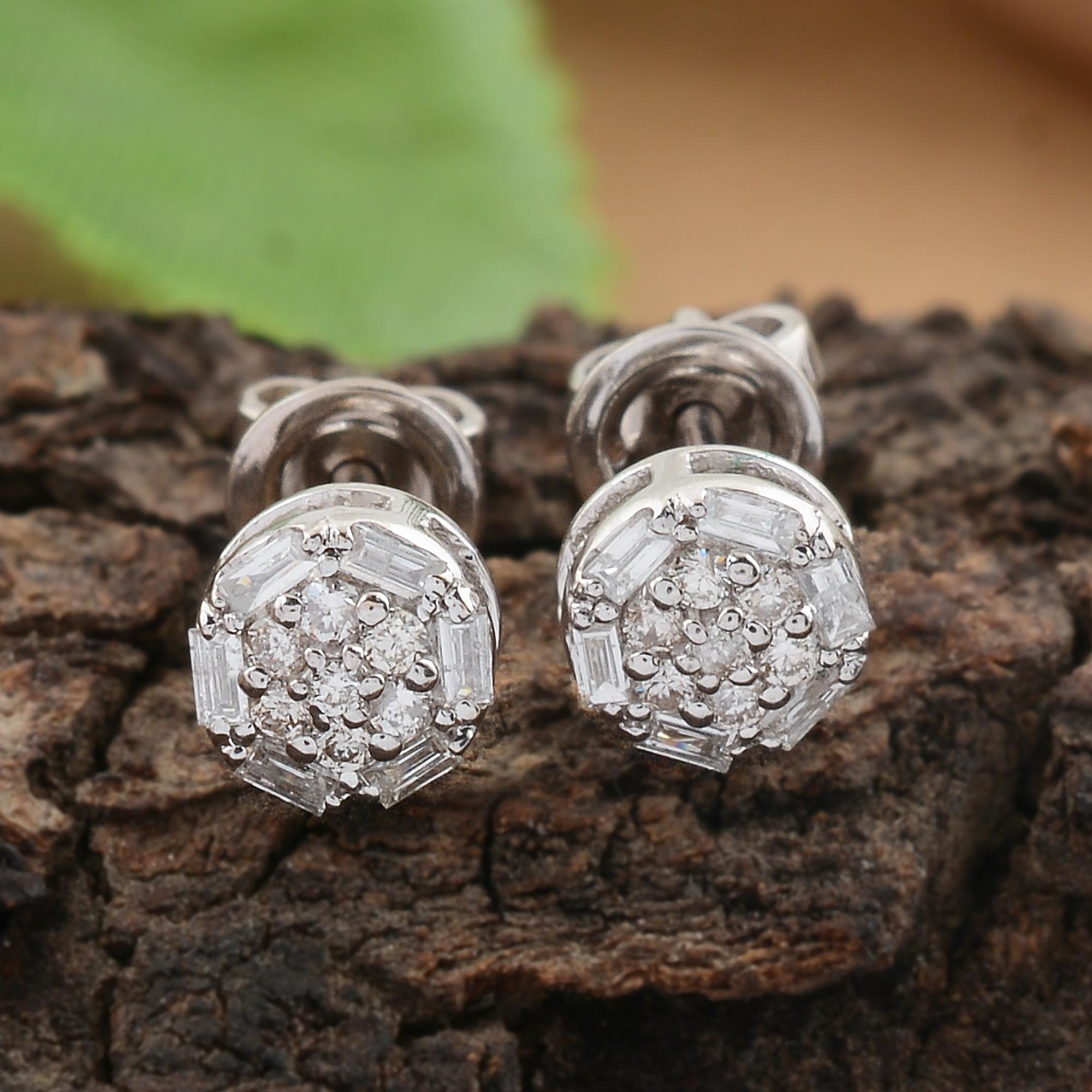 1/4 Ct. SI Reinheit HI Farbe Baguette-Diamant-Ohrstecker 18 Karat Weißgold (Baguetteschliff) im Angebot