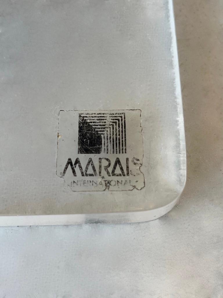 Tabouret vintage 1/4 en acrylique et faux cuir de Marais International, France, années 1970 en vente 4