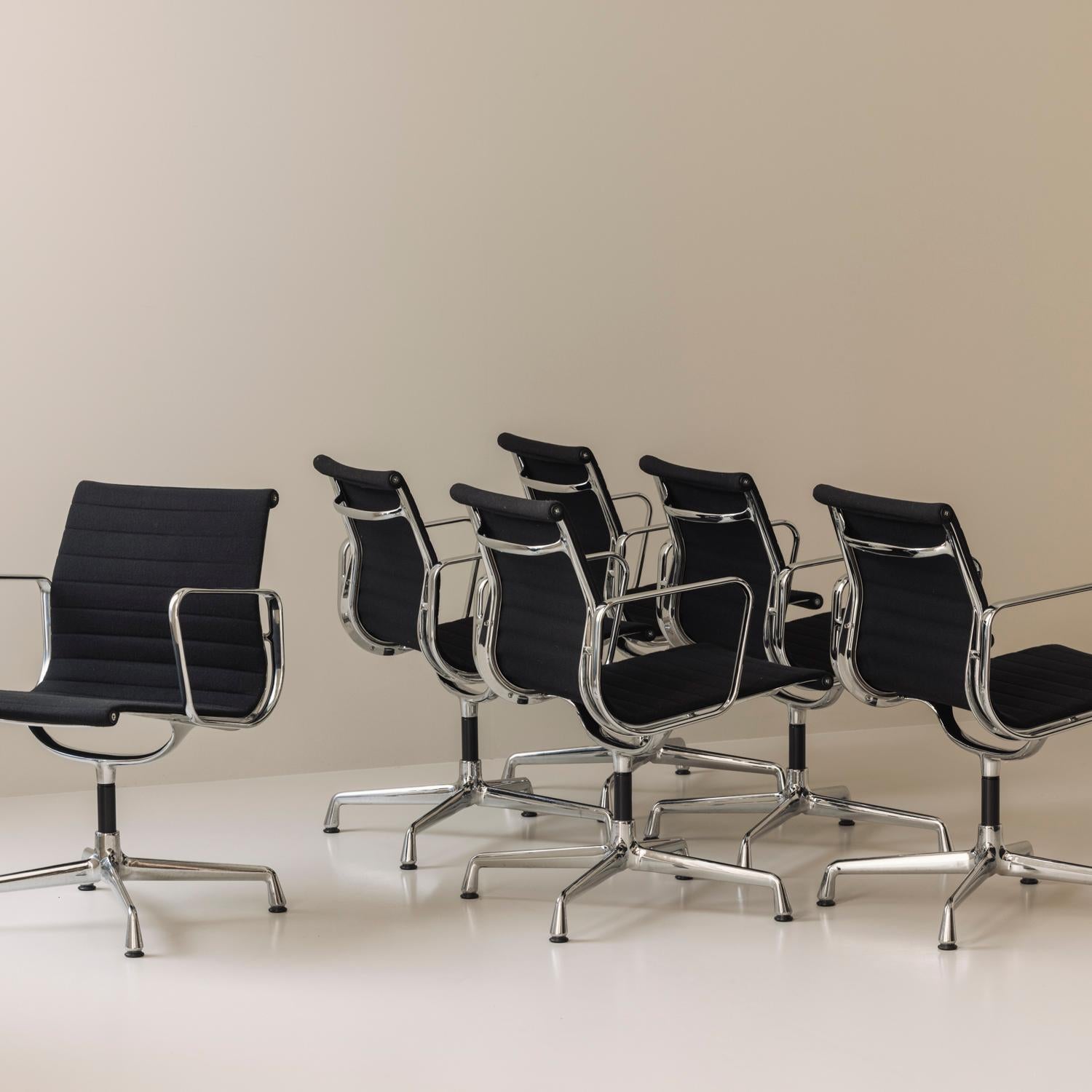 1/6 Poltrone girevoli da ufficio Charles e Ray Eames EA108 in Hopsak, Vitra in vendita 6